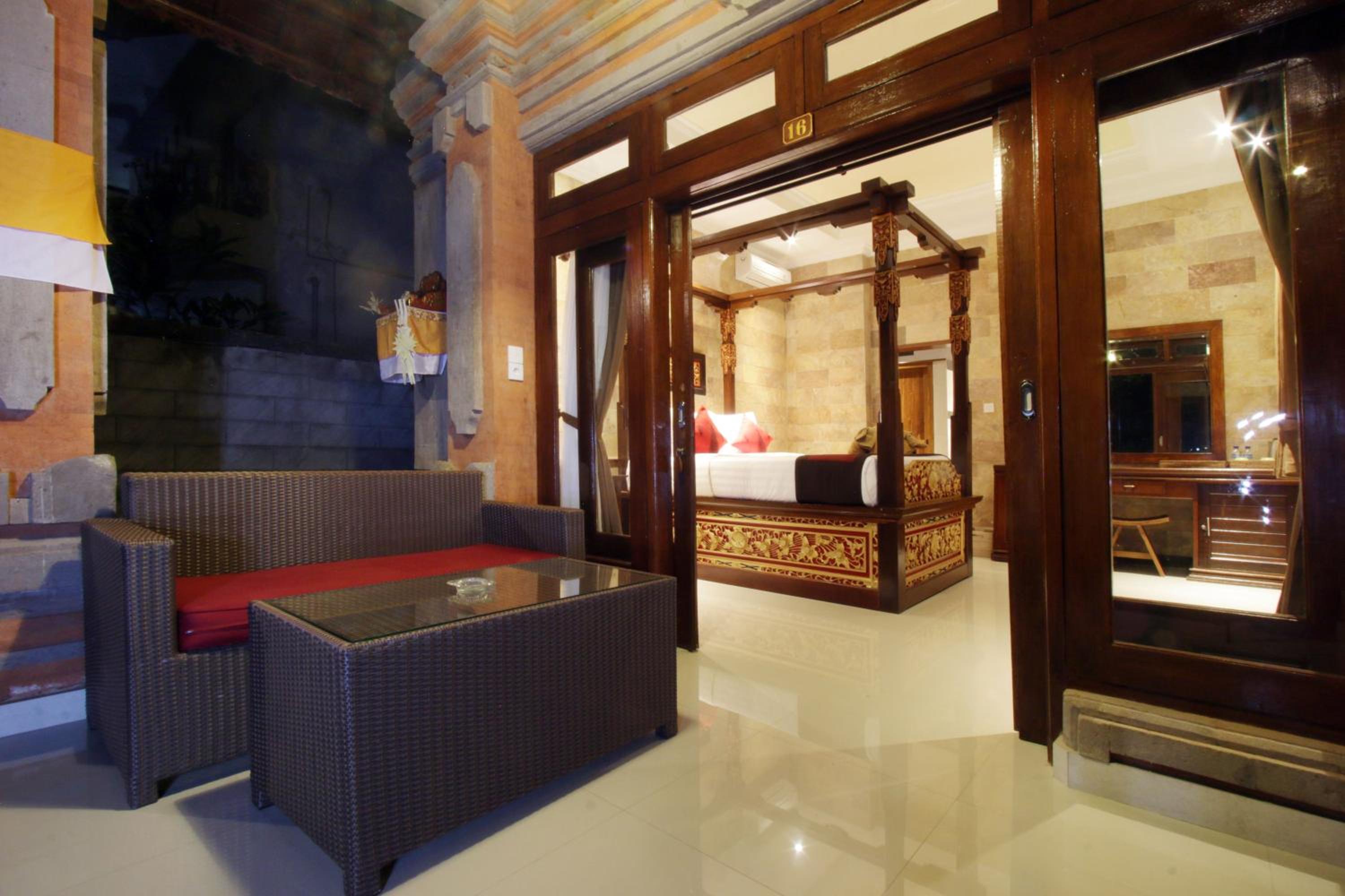 Deluxe Room - Photo 17