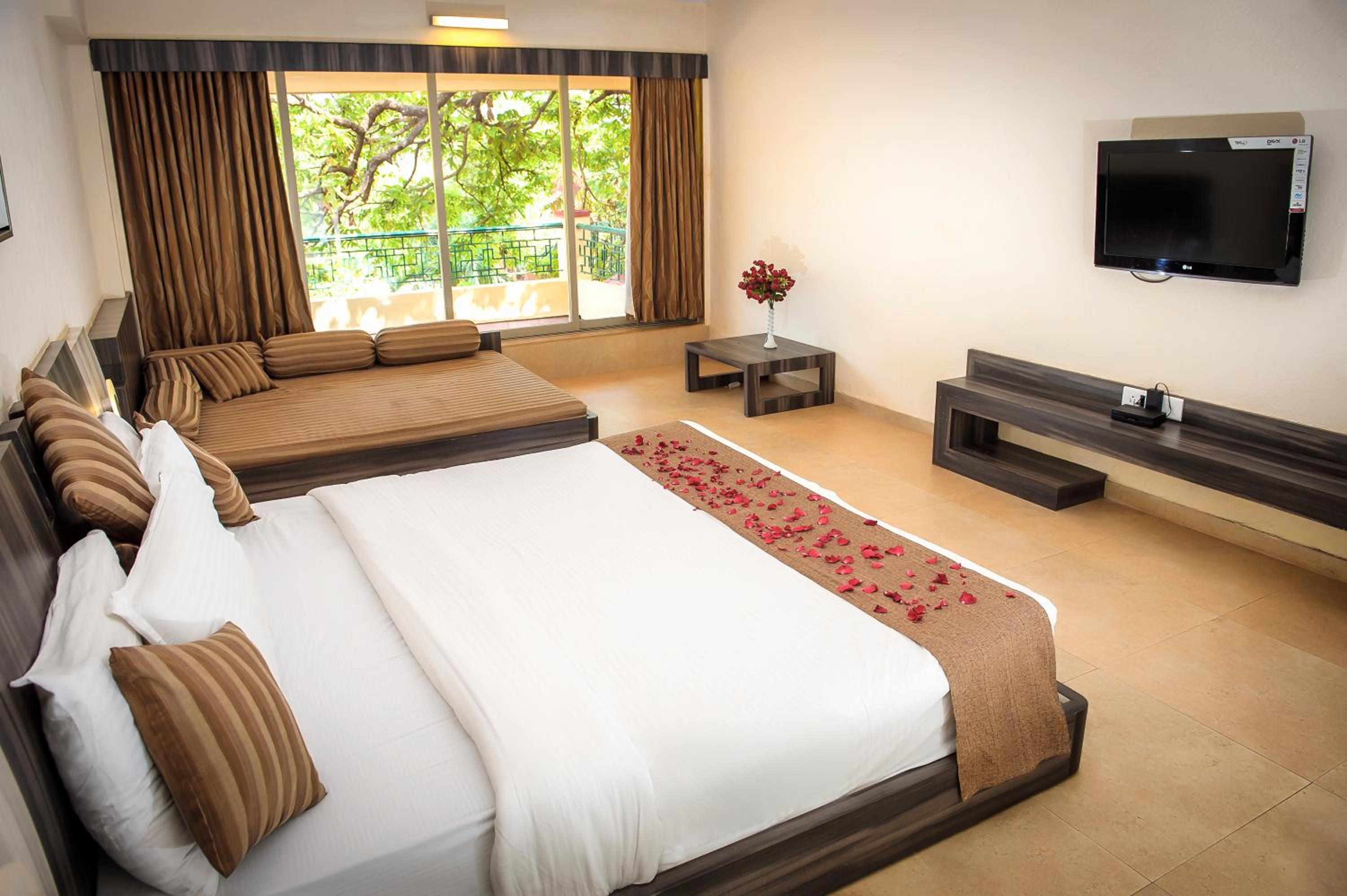 Regency Deluxe Room - Photo 1