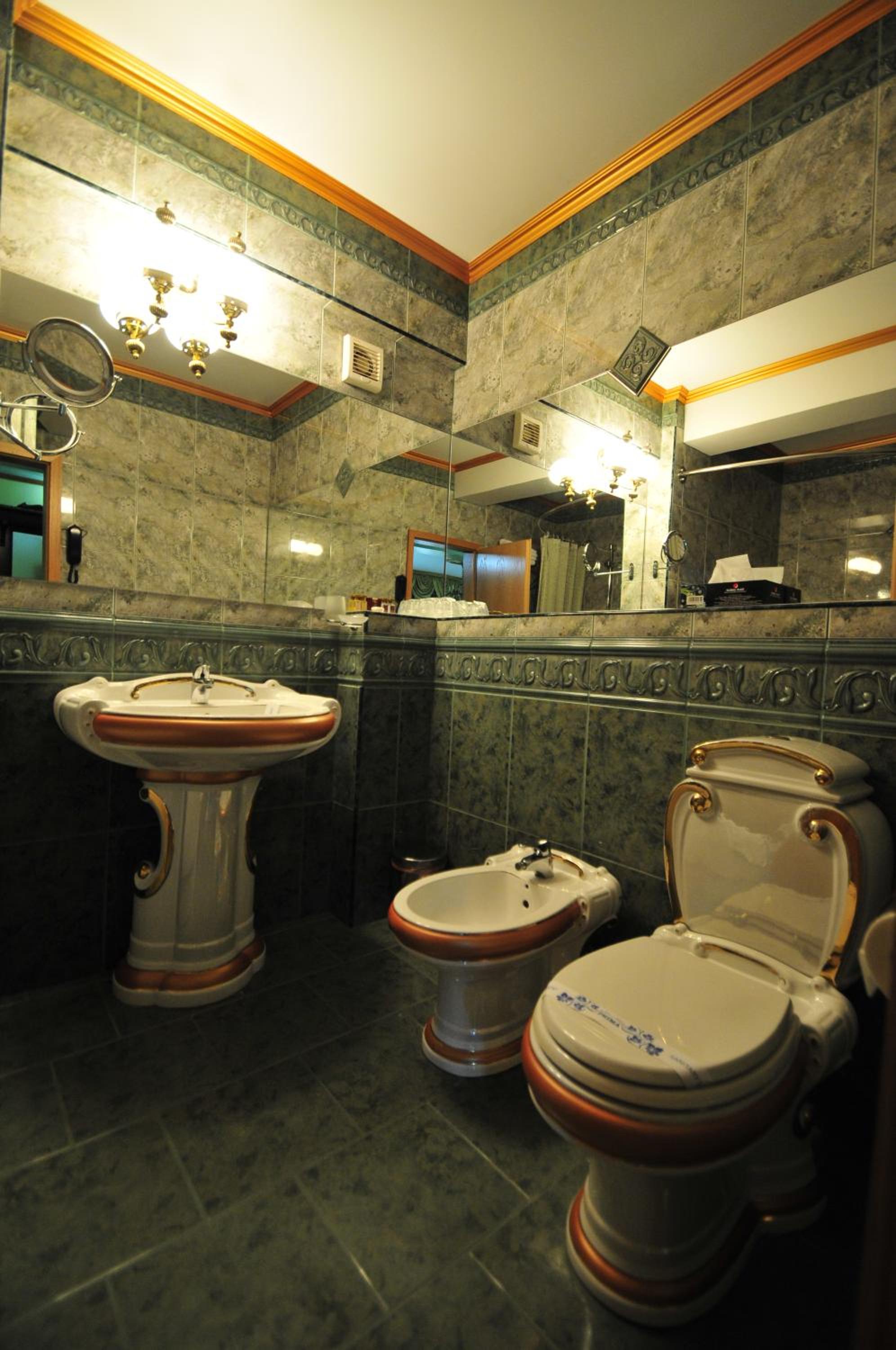 Imperial Suite  4* - Photo 3
