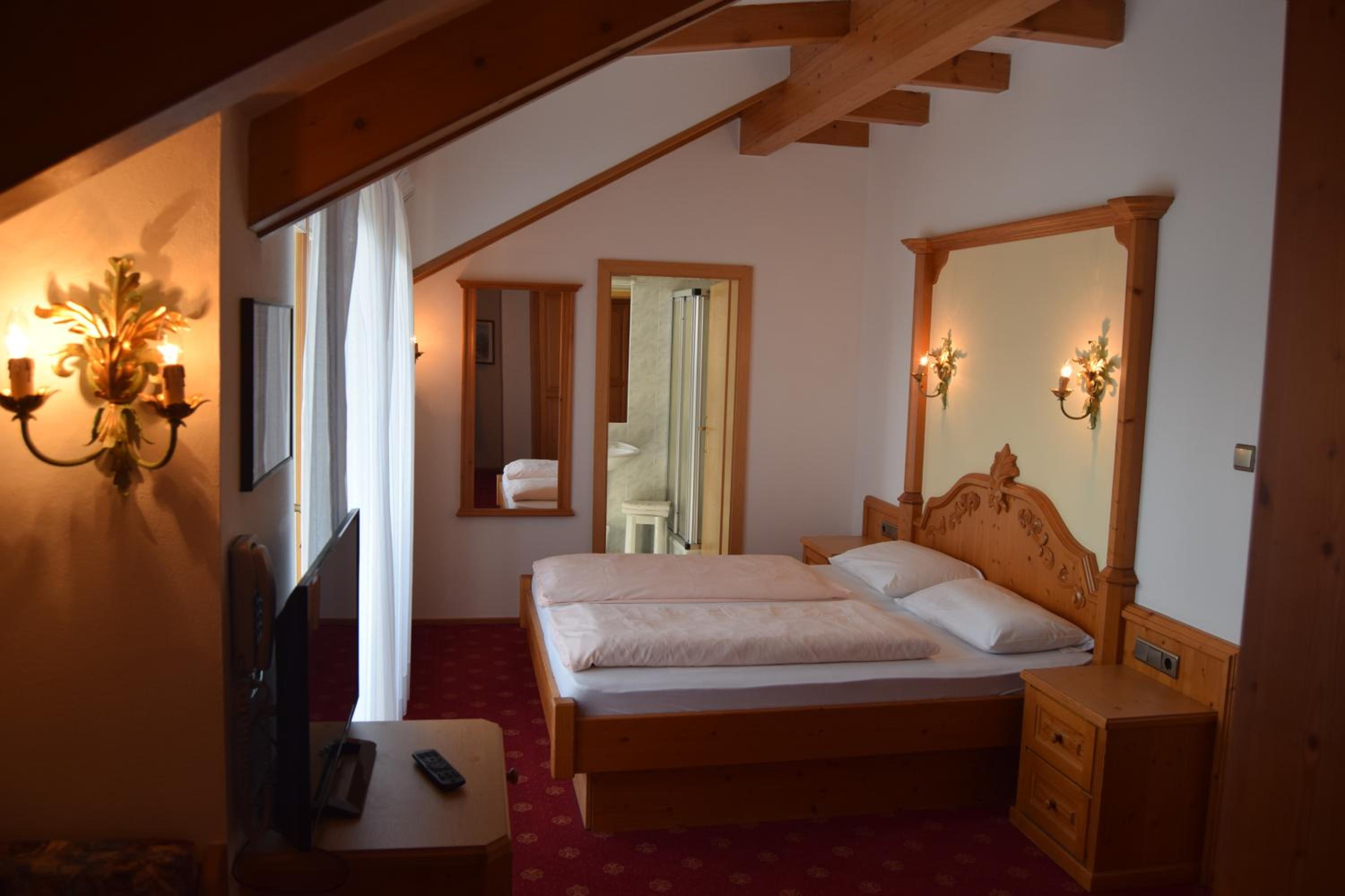 Double Room - Photo 1