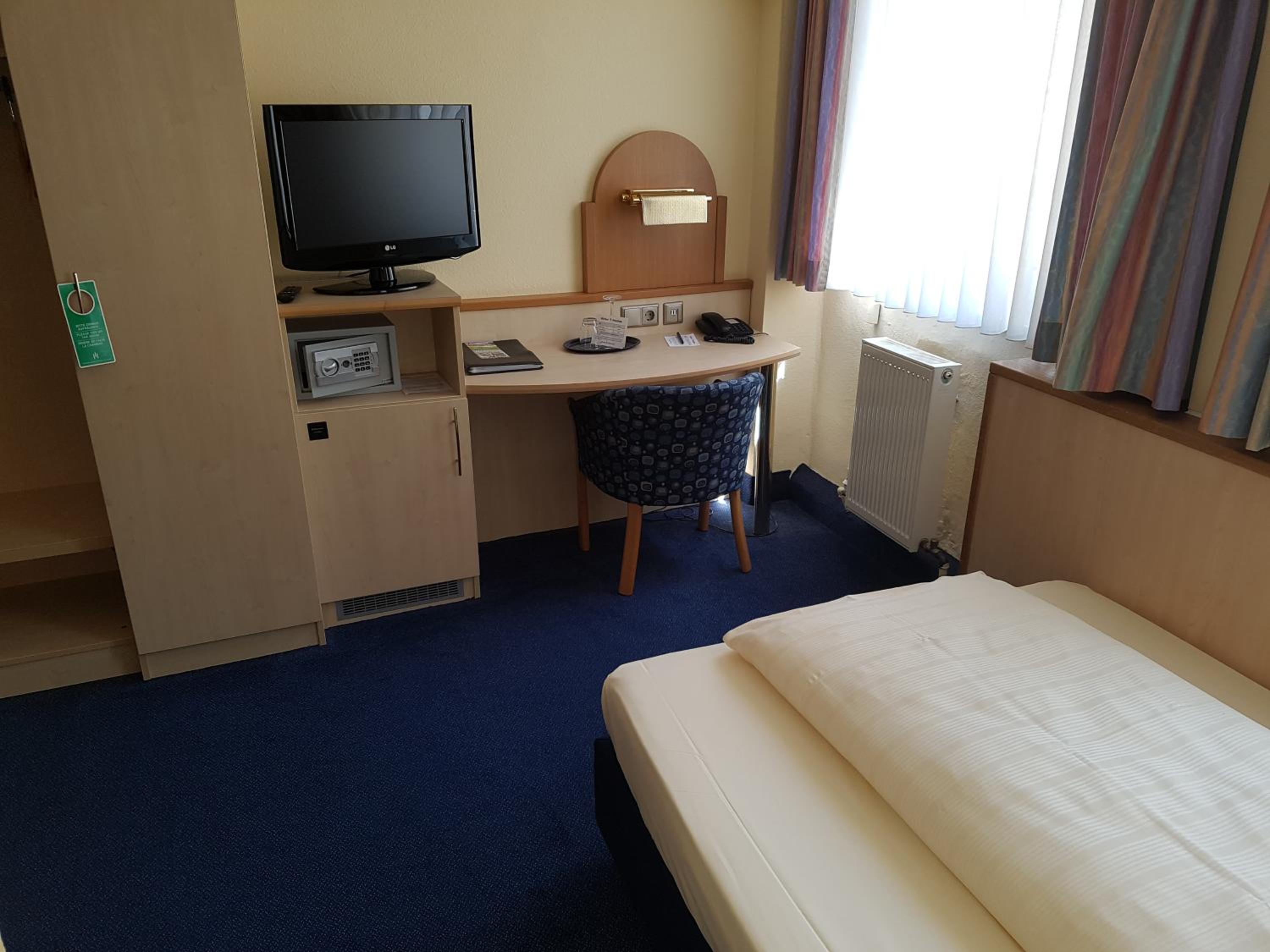 Einzelzimmer Comfort photo 1