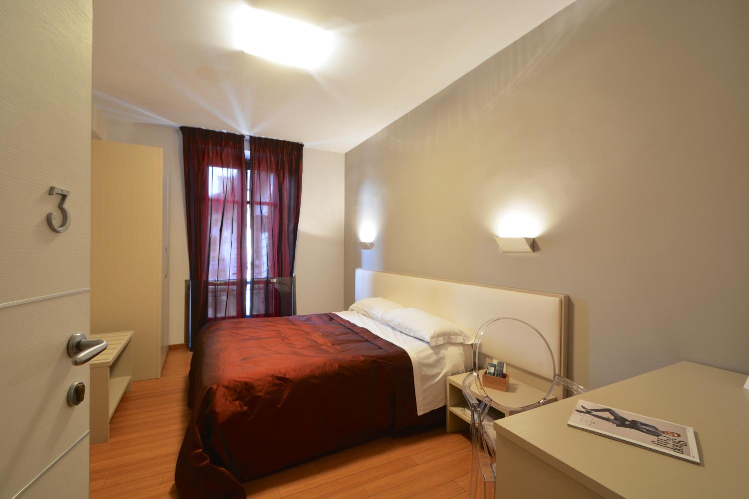 Double or Twin Room photo 2