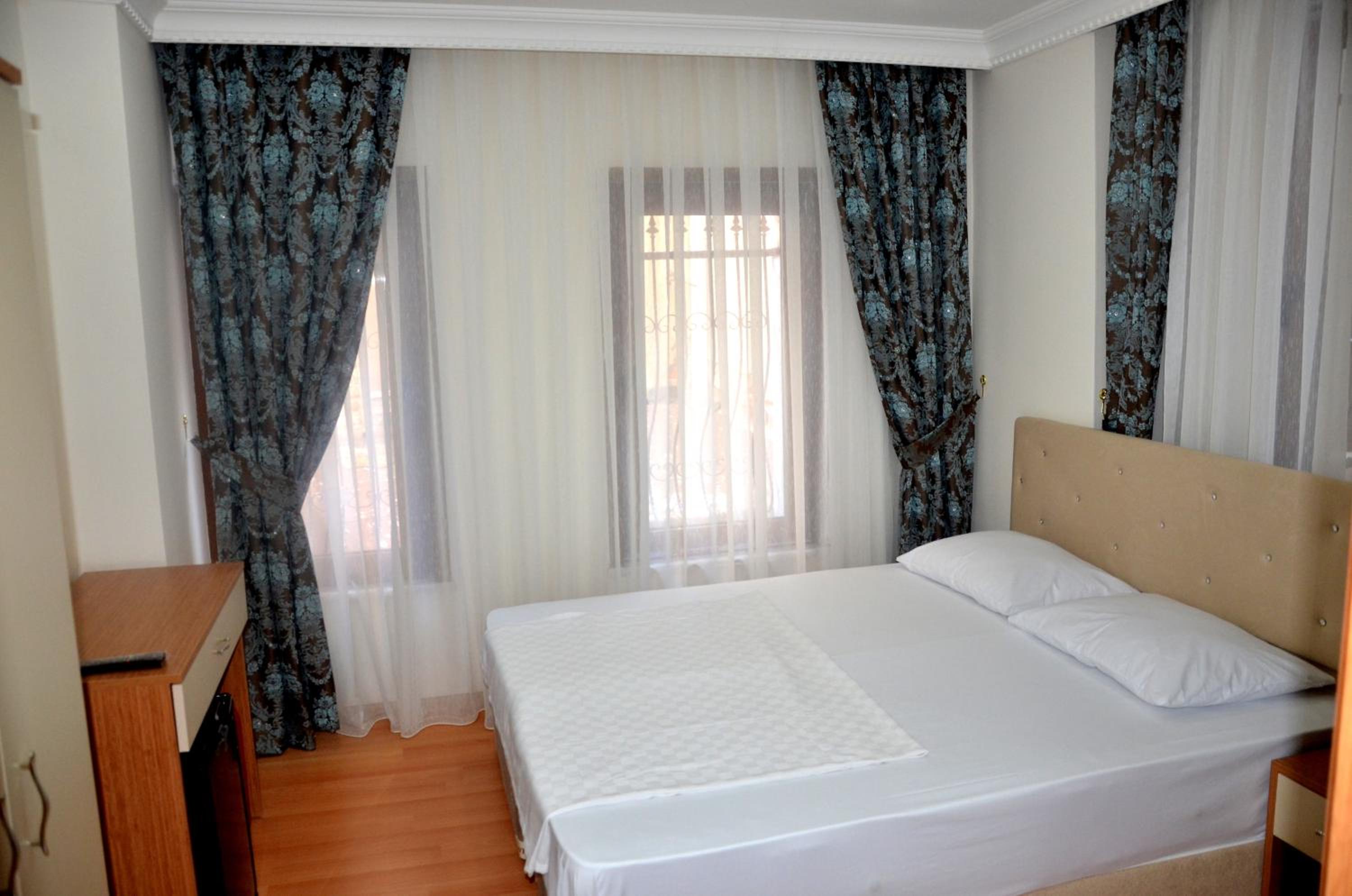 Standard Double Room photo 3