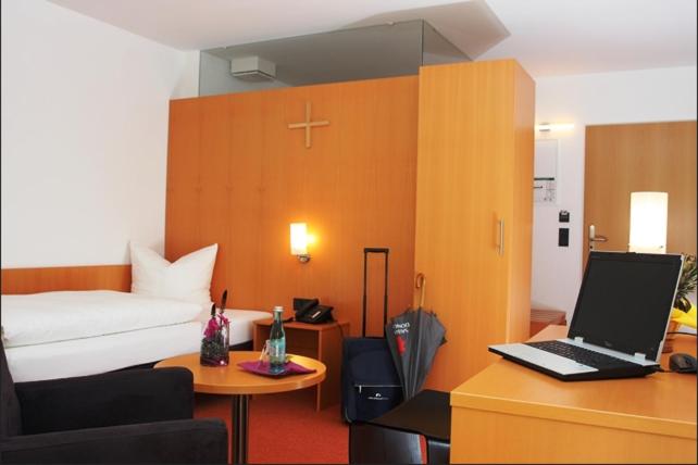 Single Room photo 1