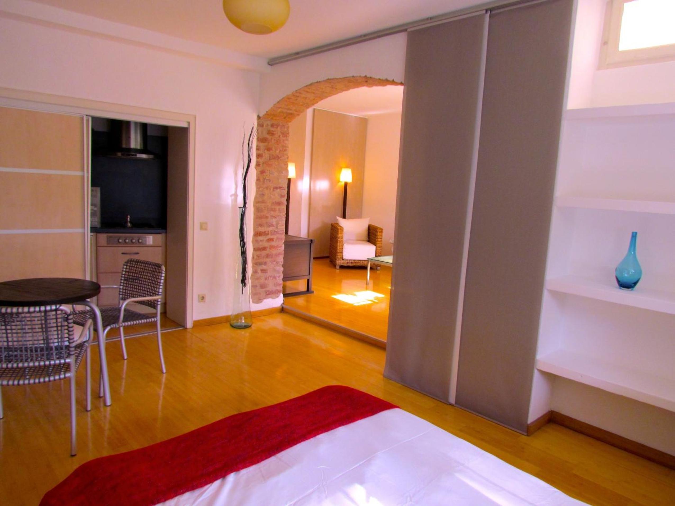 Apartment photo 1