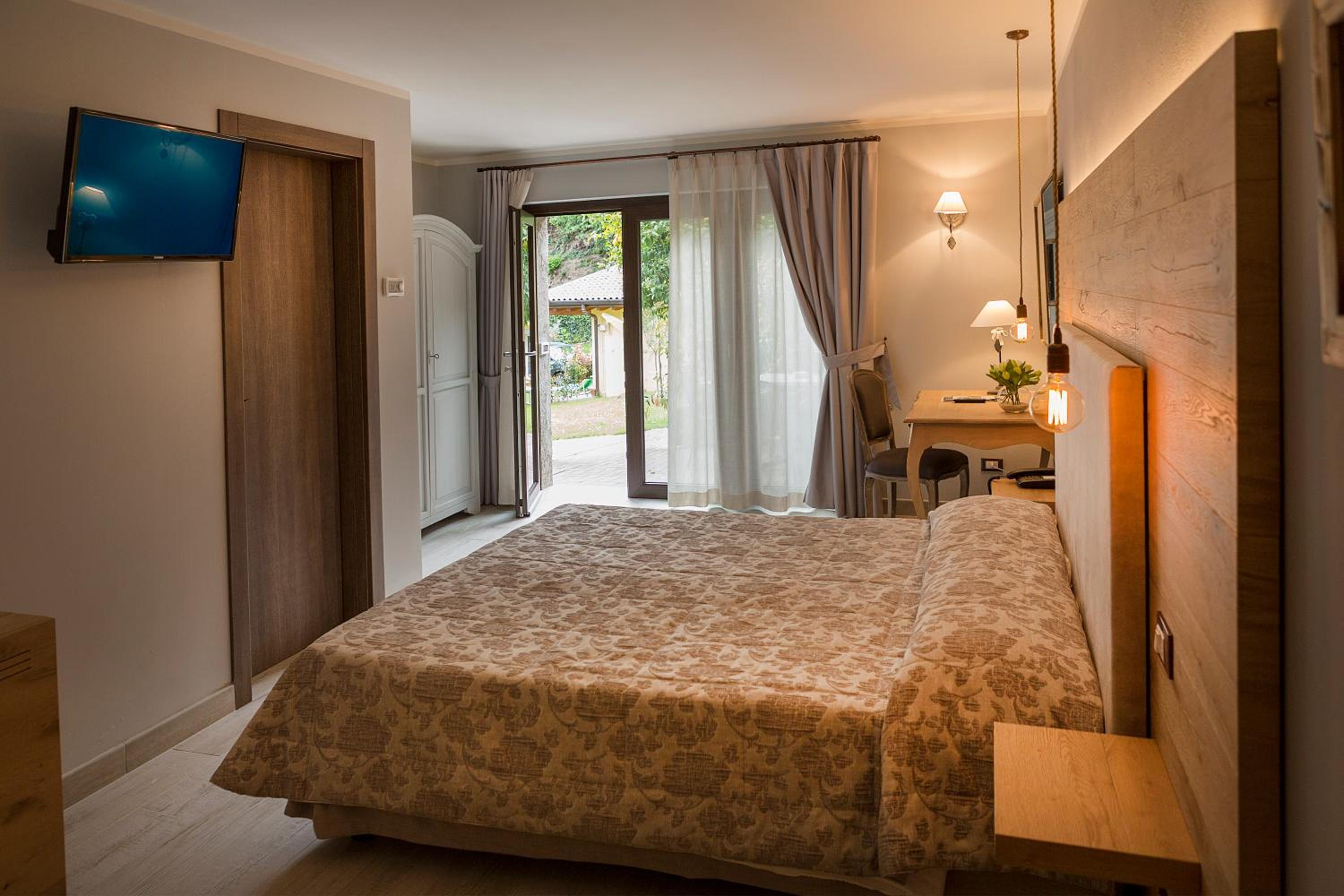 Superior Double Room photo 3