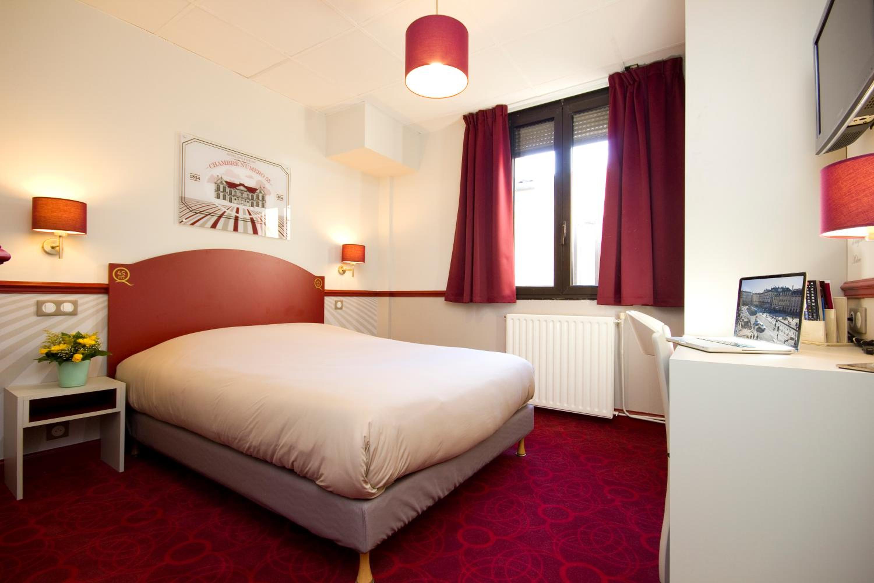 Double Room - Photo 1