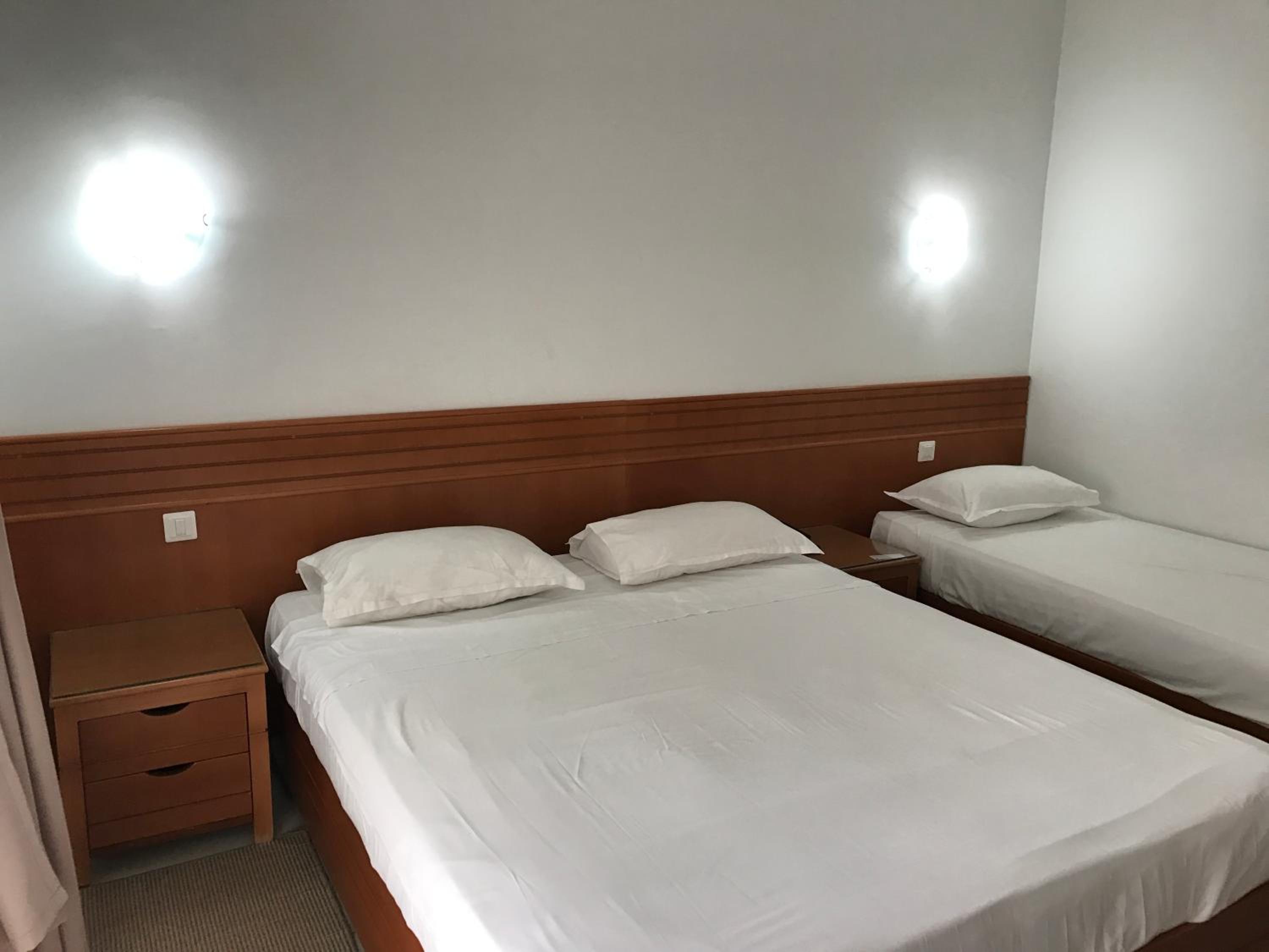 Triple Room with Bathroom