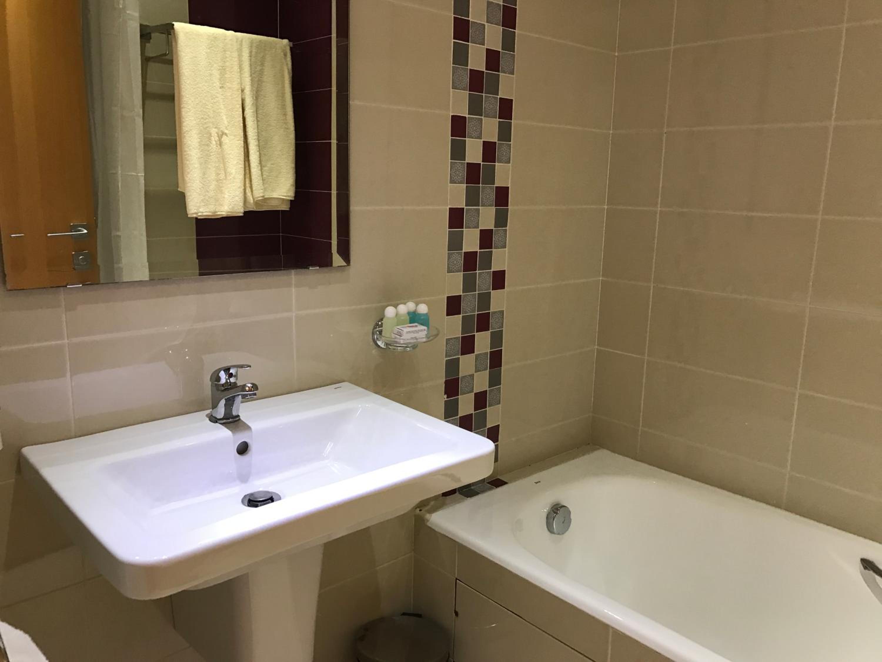 Standard Single Room with Shower photo 3
