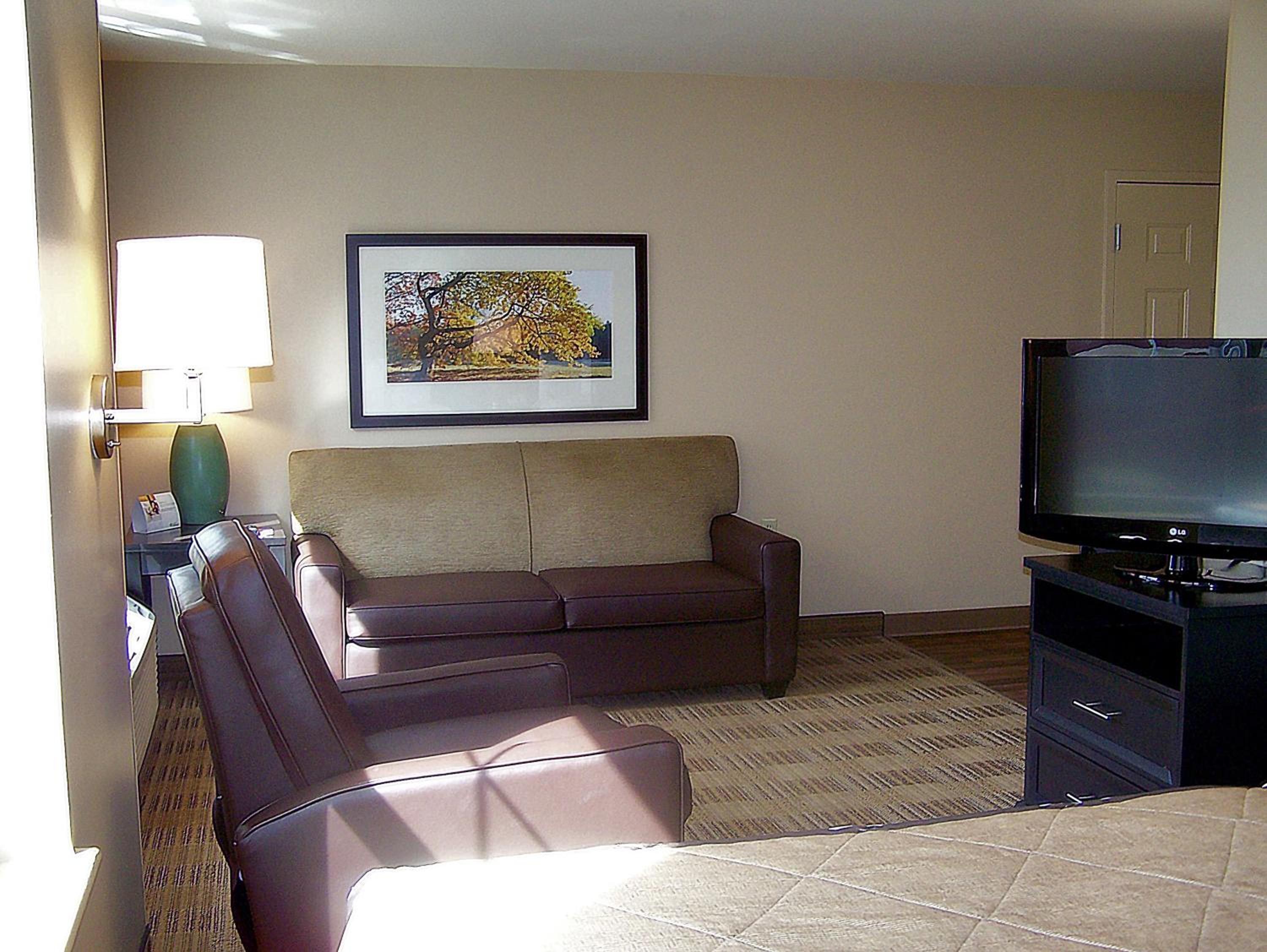 Deluxe Studio with 2 Double Beds - Non-Smoking - Photo 4