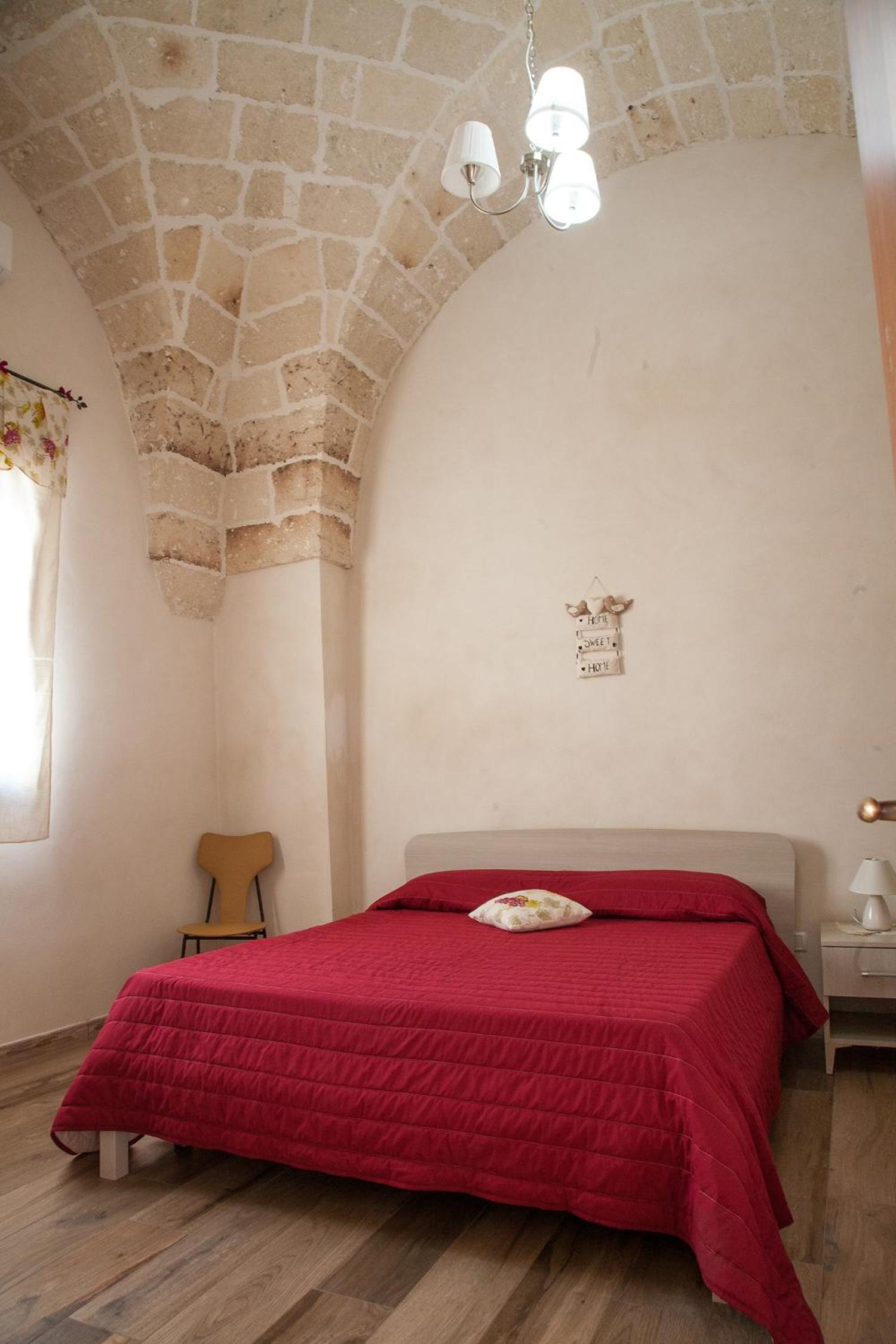 Double Room - Photo 2