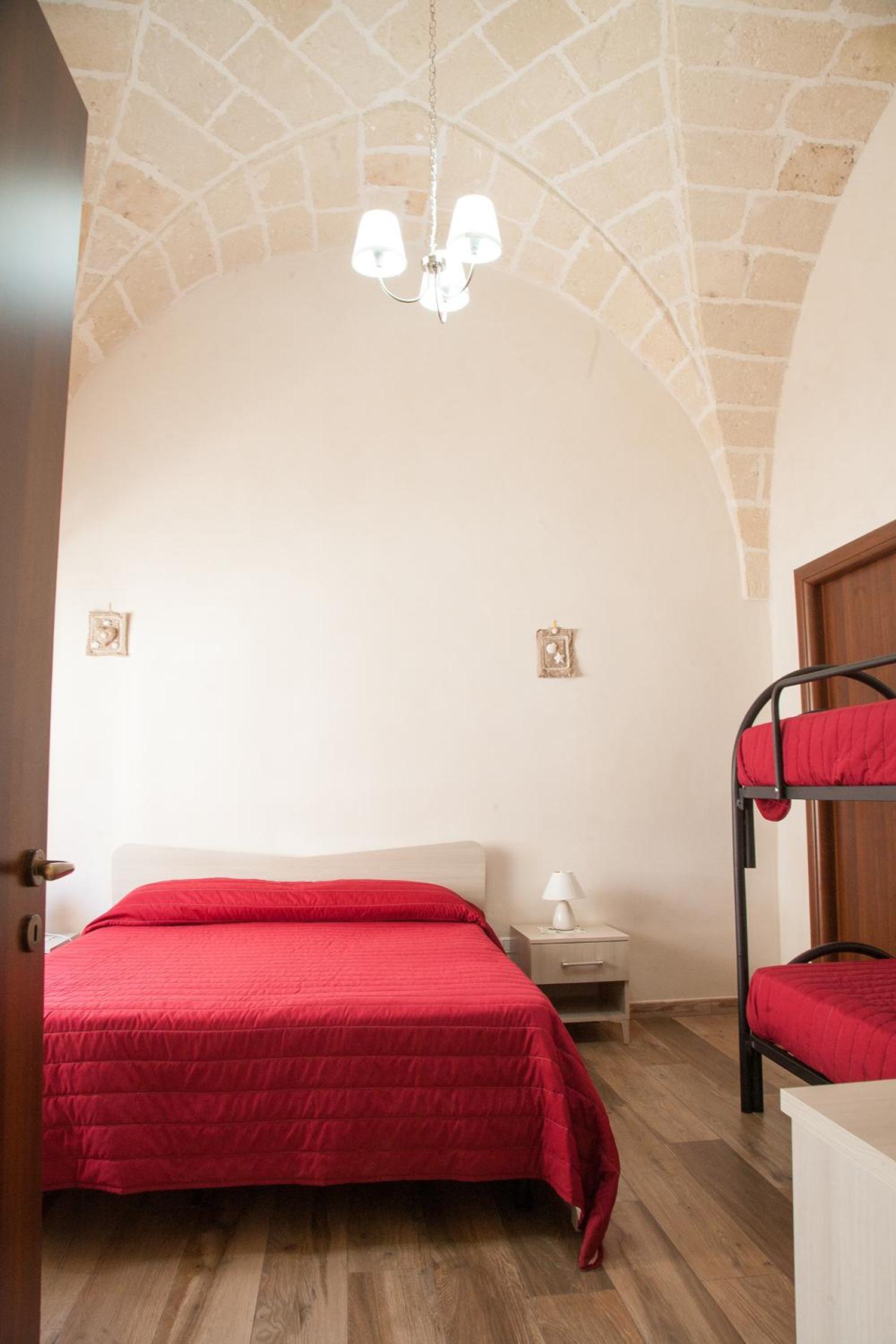 Triple Room - Photo 1