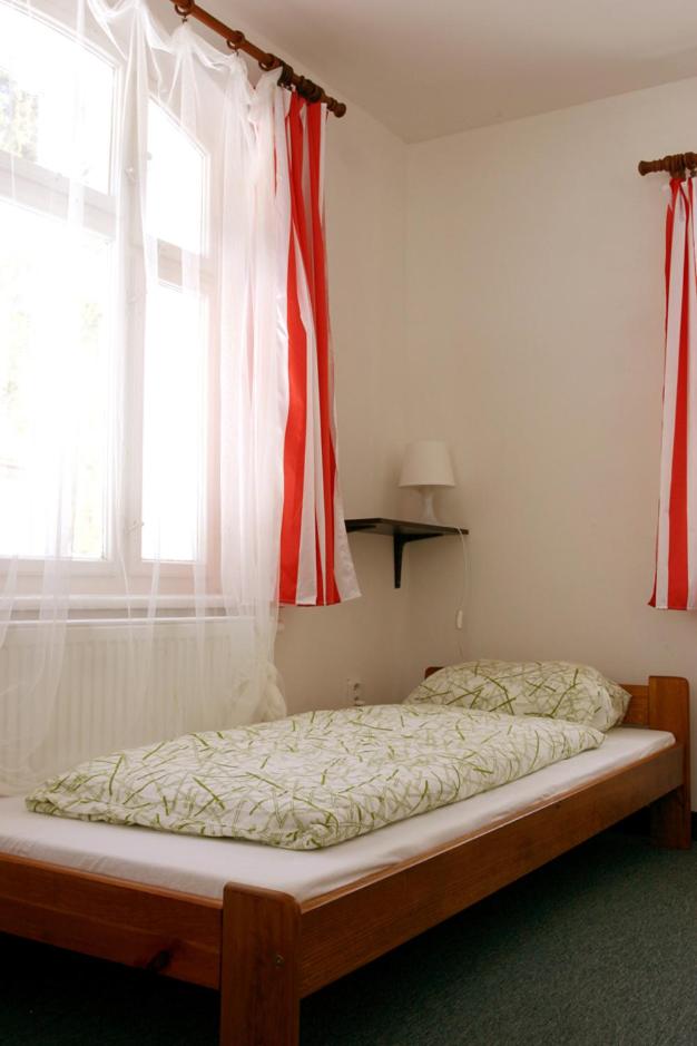 Quadruple Room with Private Bathroom photo 2