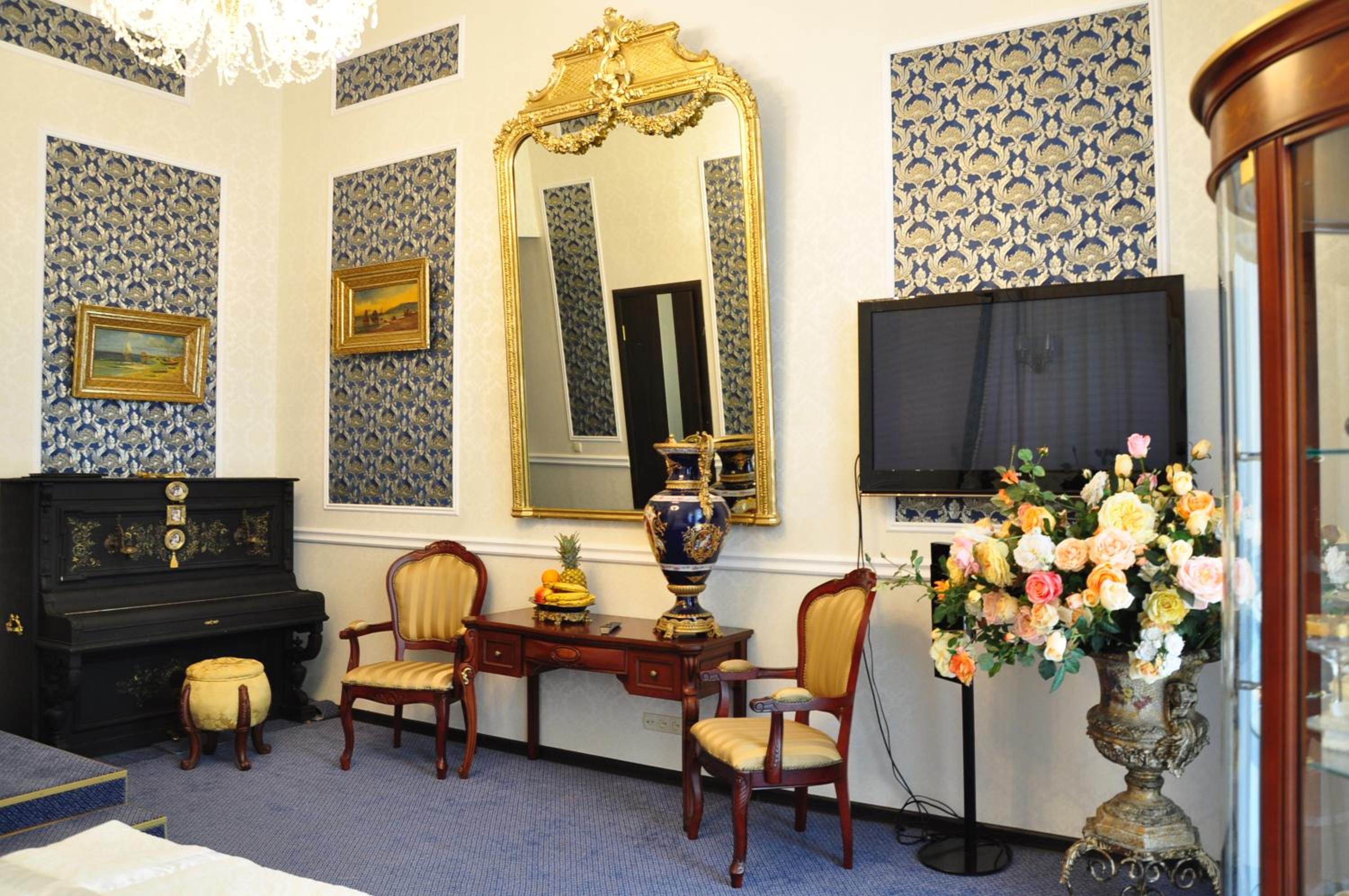 Suite with Terrace photo 2
