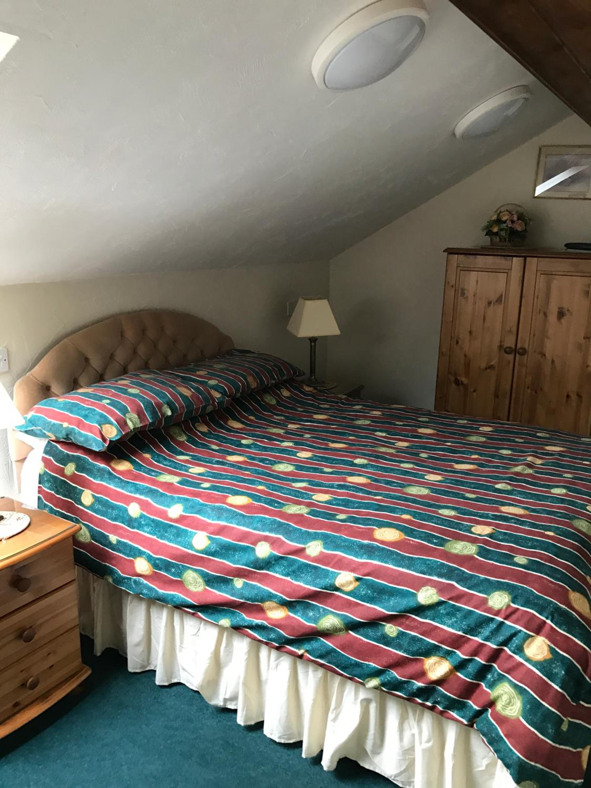 Double Room - Photo 6