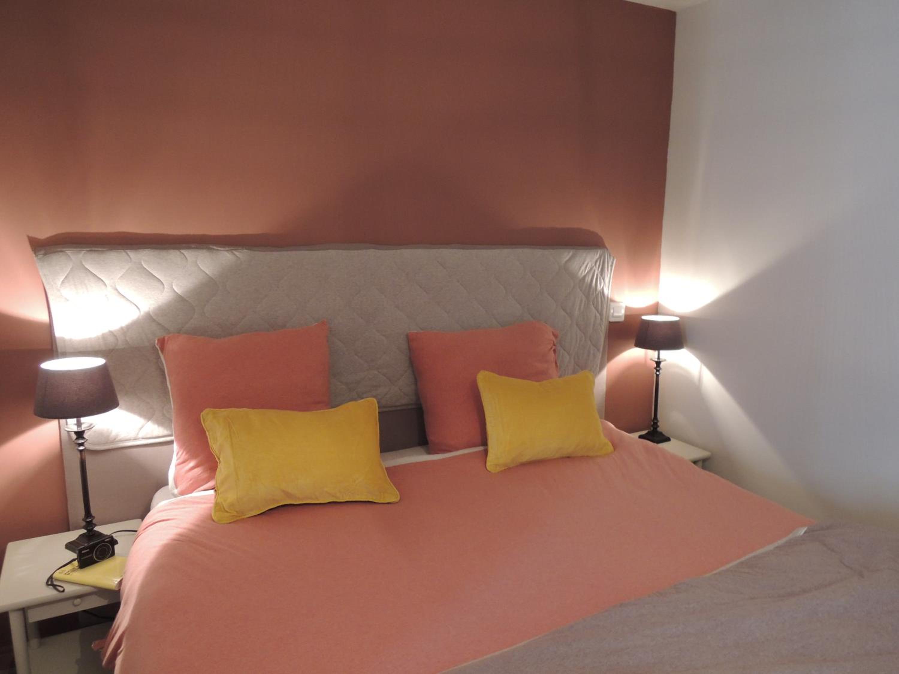 Double or Twin Room - Photo 4