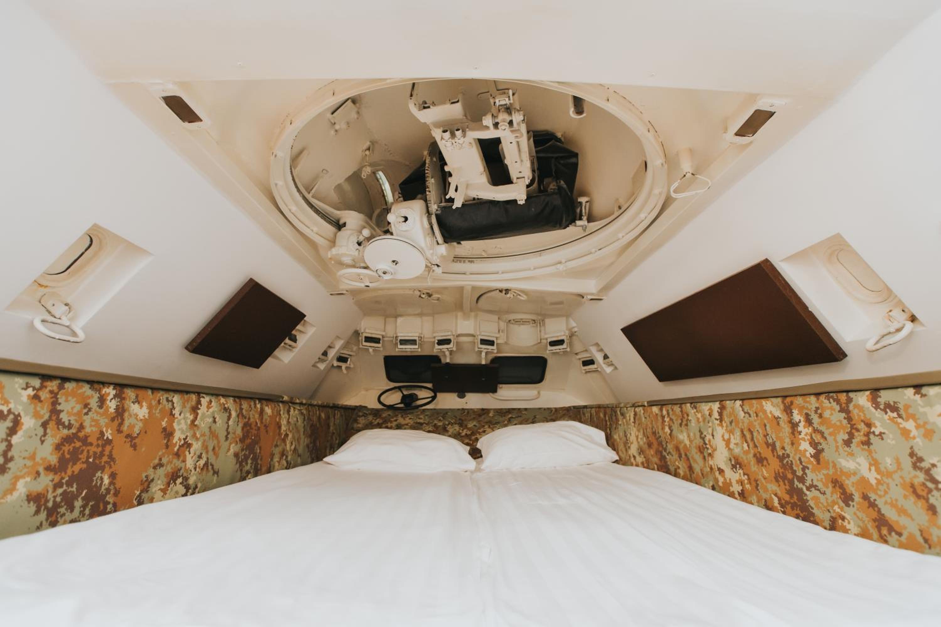 Double Room - Tank