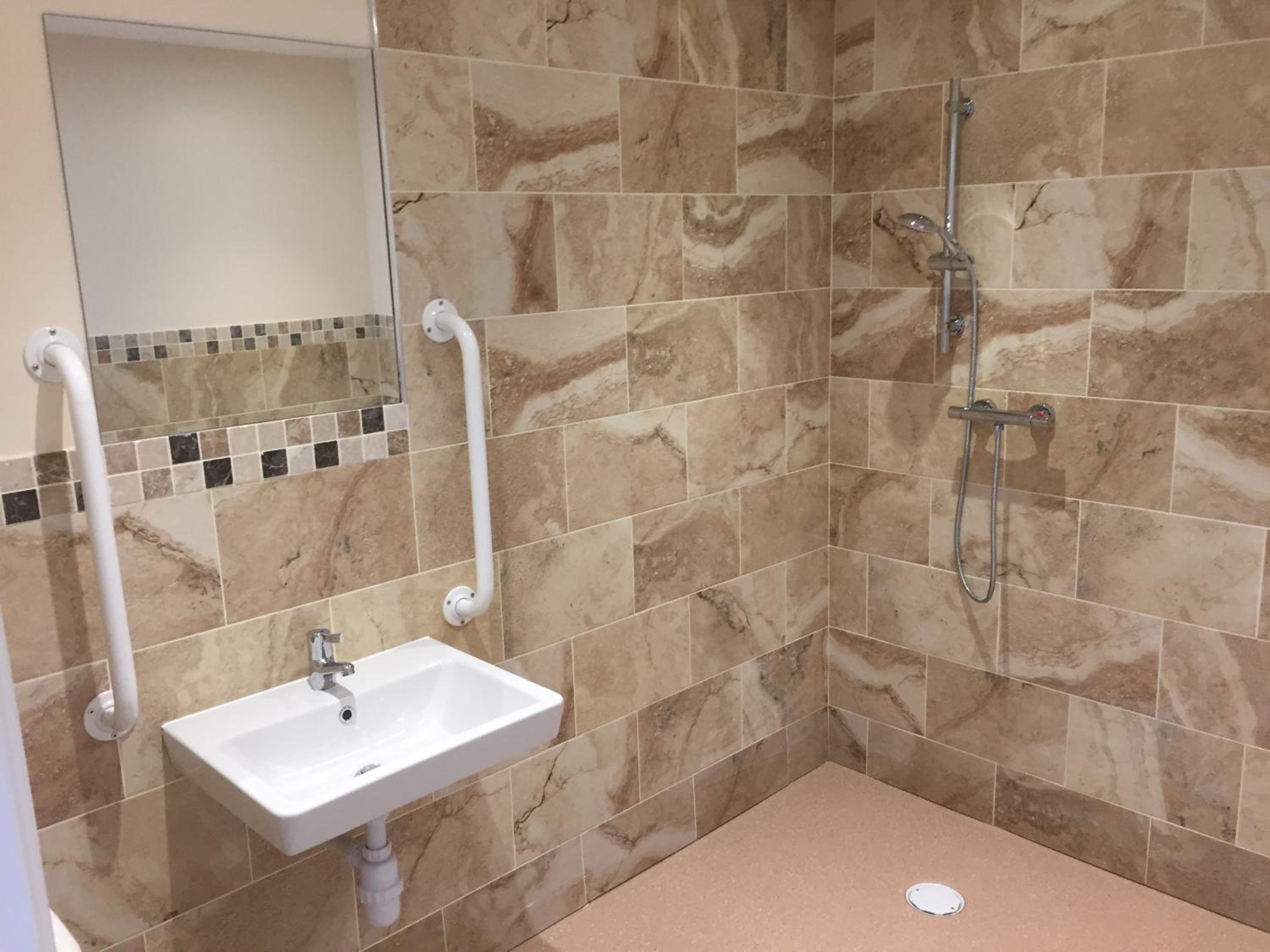 Double Room - Disability Access photo 3