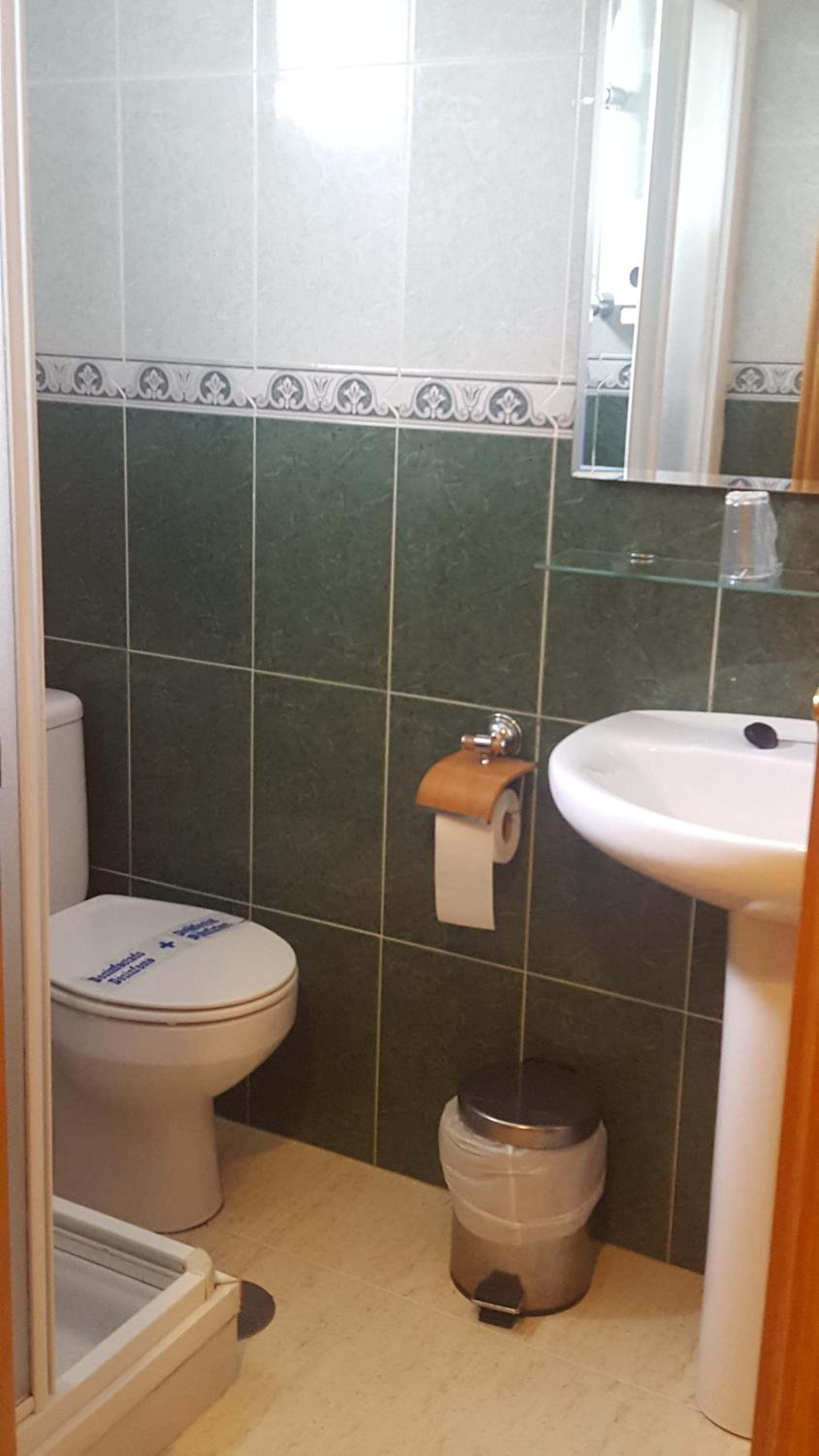 Single Room photo 2
