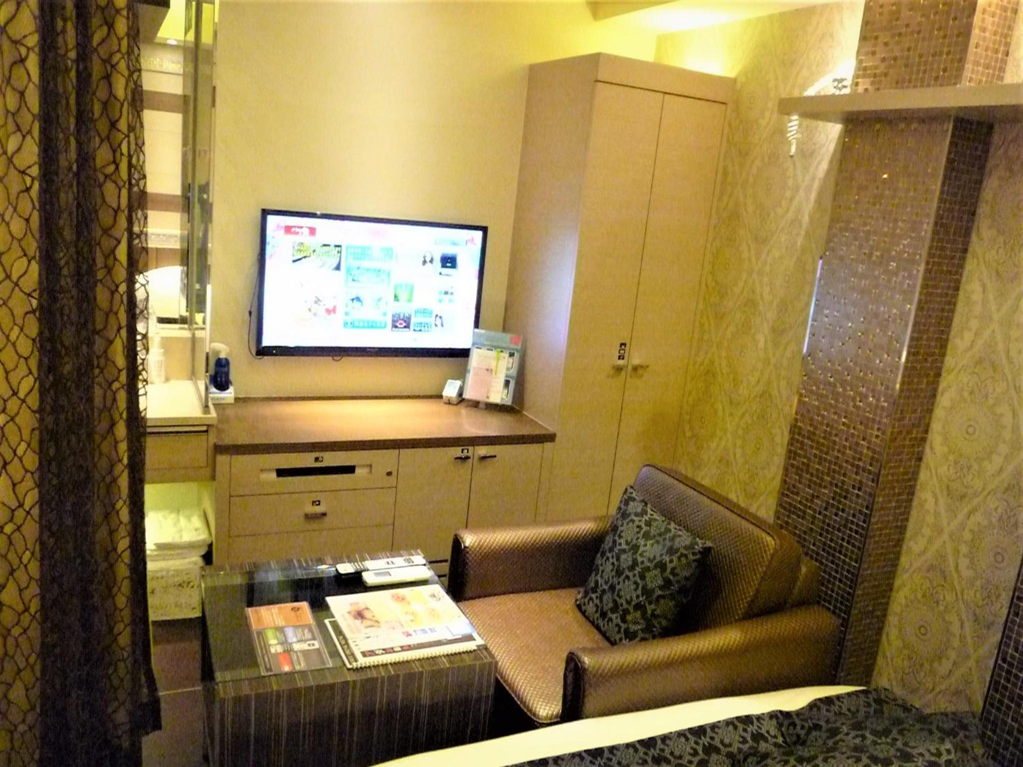 Standard Double Room - Smoking - Photo 1