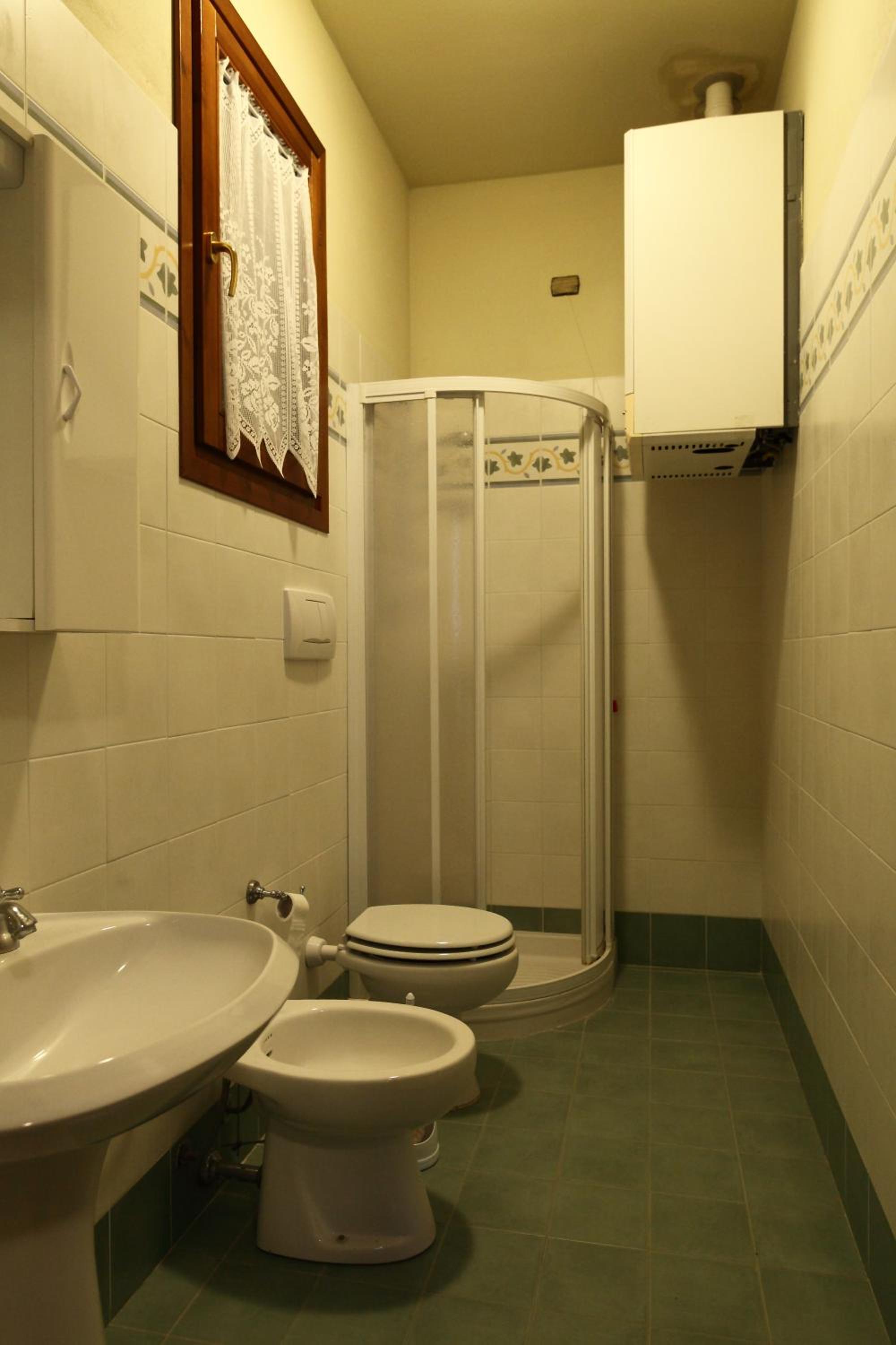 One-Bedroom Apartment with Balcony photo 2