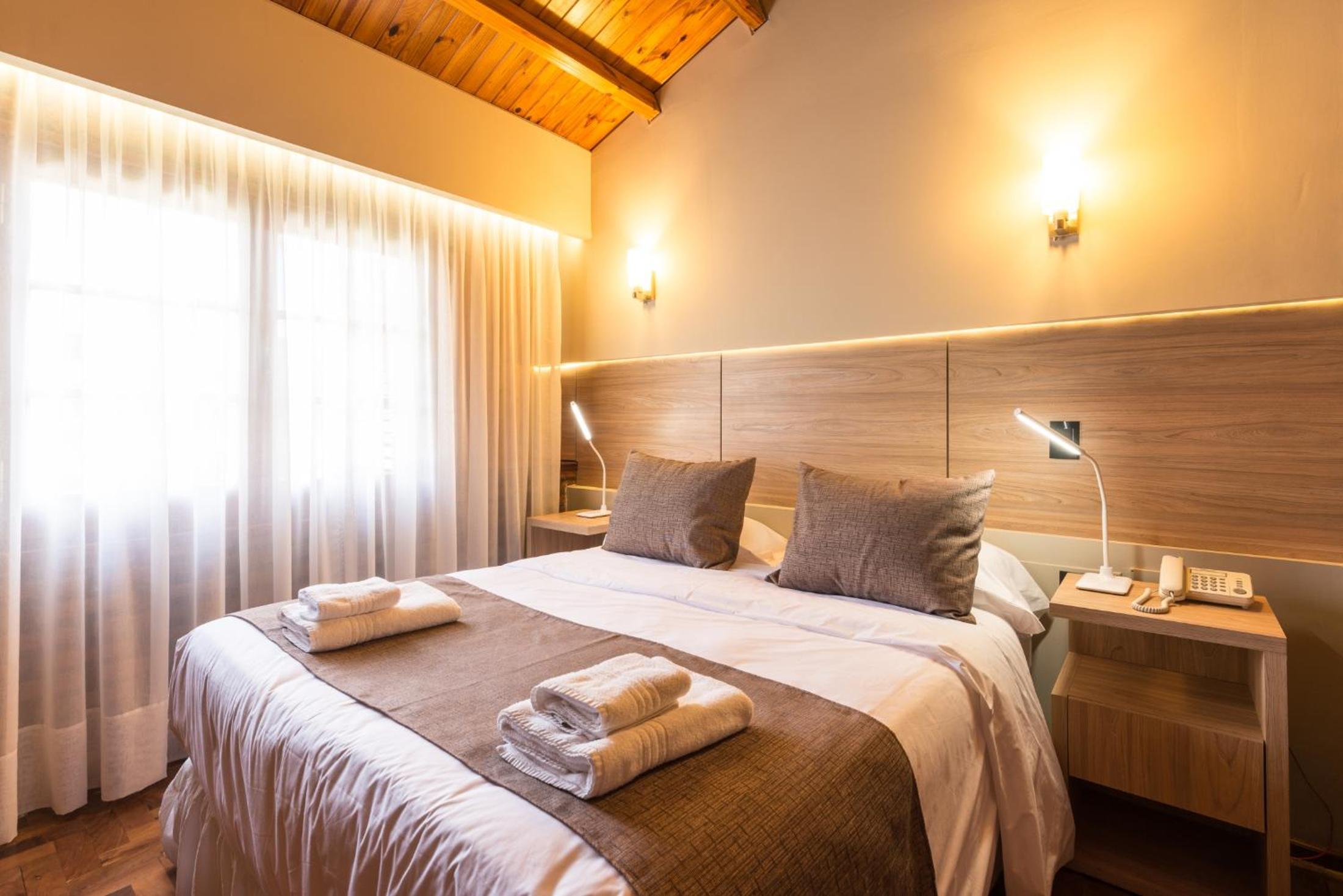 Double or Twin Room photo 1