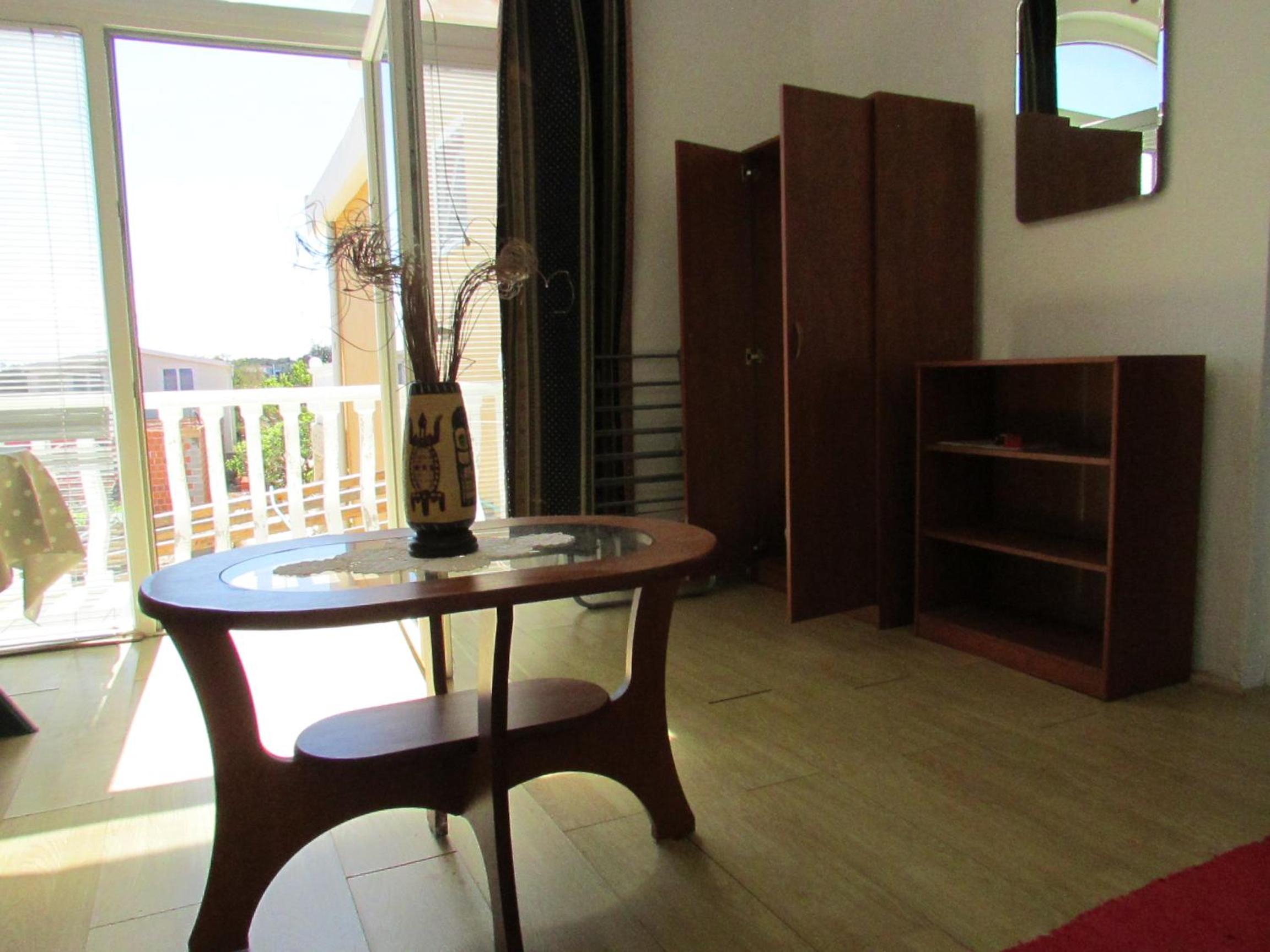 Studio Apartment with Balcony and Sea View
