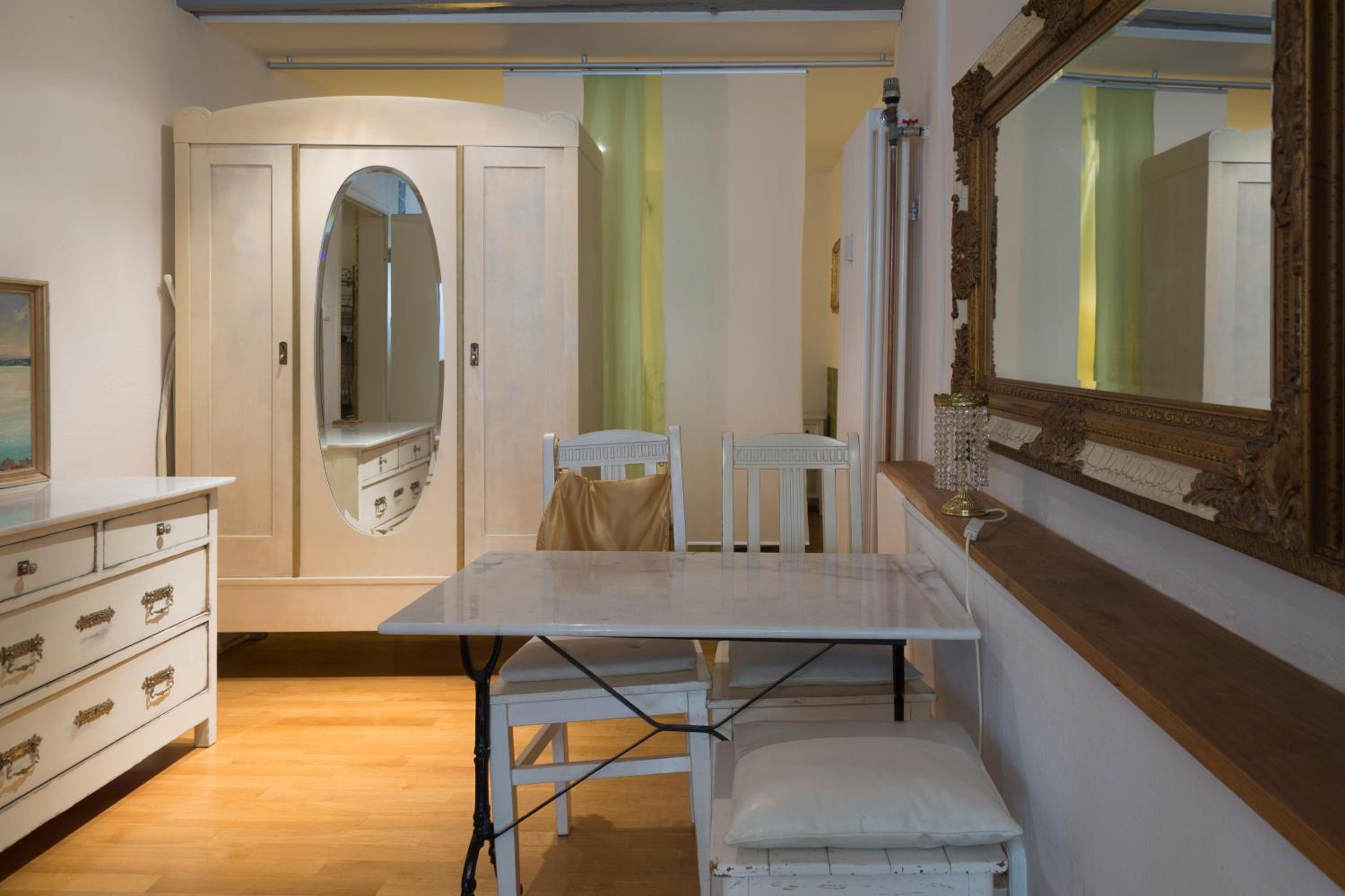 Apartment - Photo 13