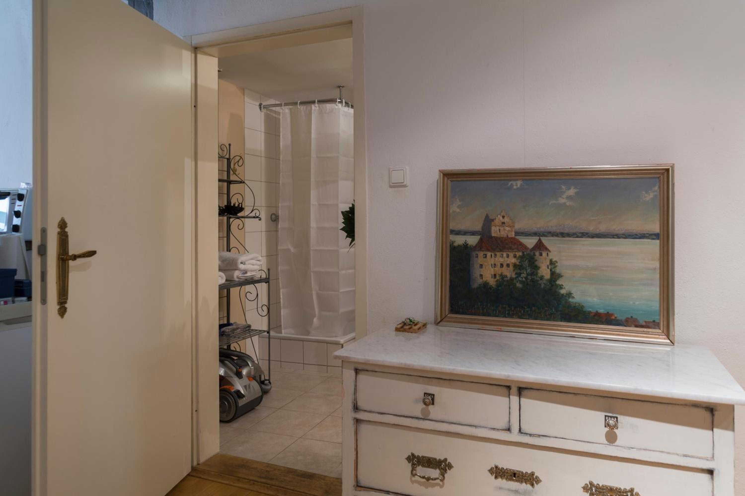 Apartment - Photo 16