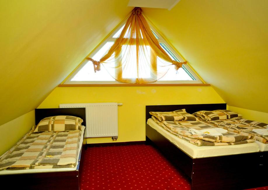 Triple Room - Photo 1