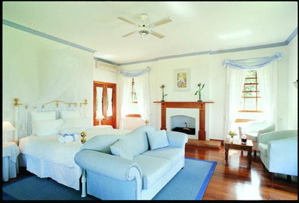 Executive King Room with Spa Bath - Photo 3