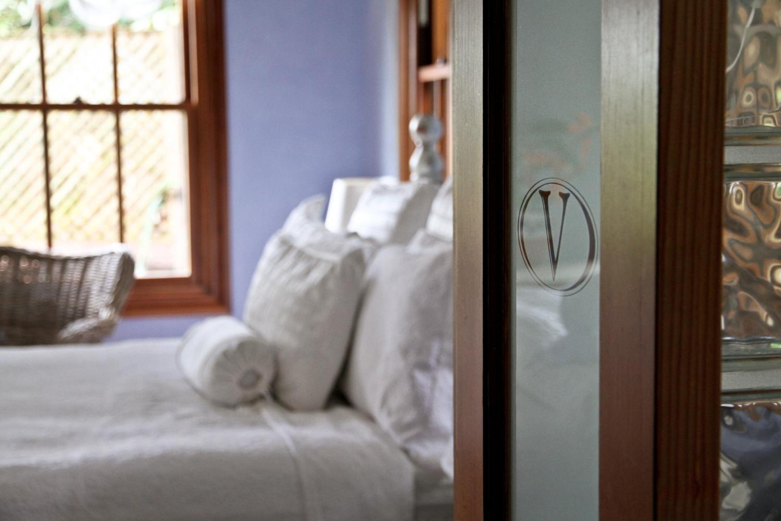 Queen Room with Spa Bath - Photo 3