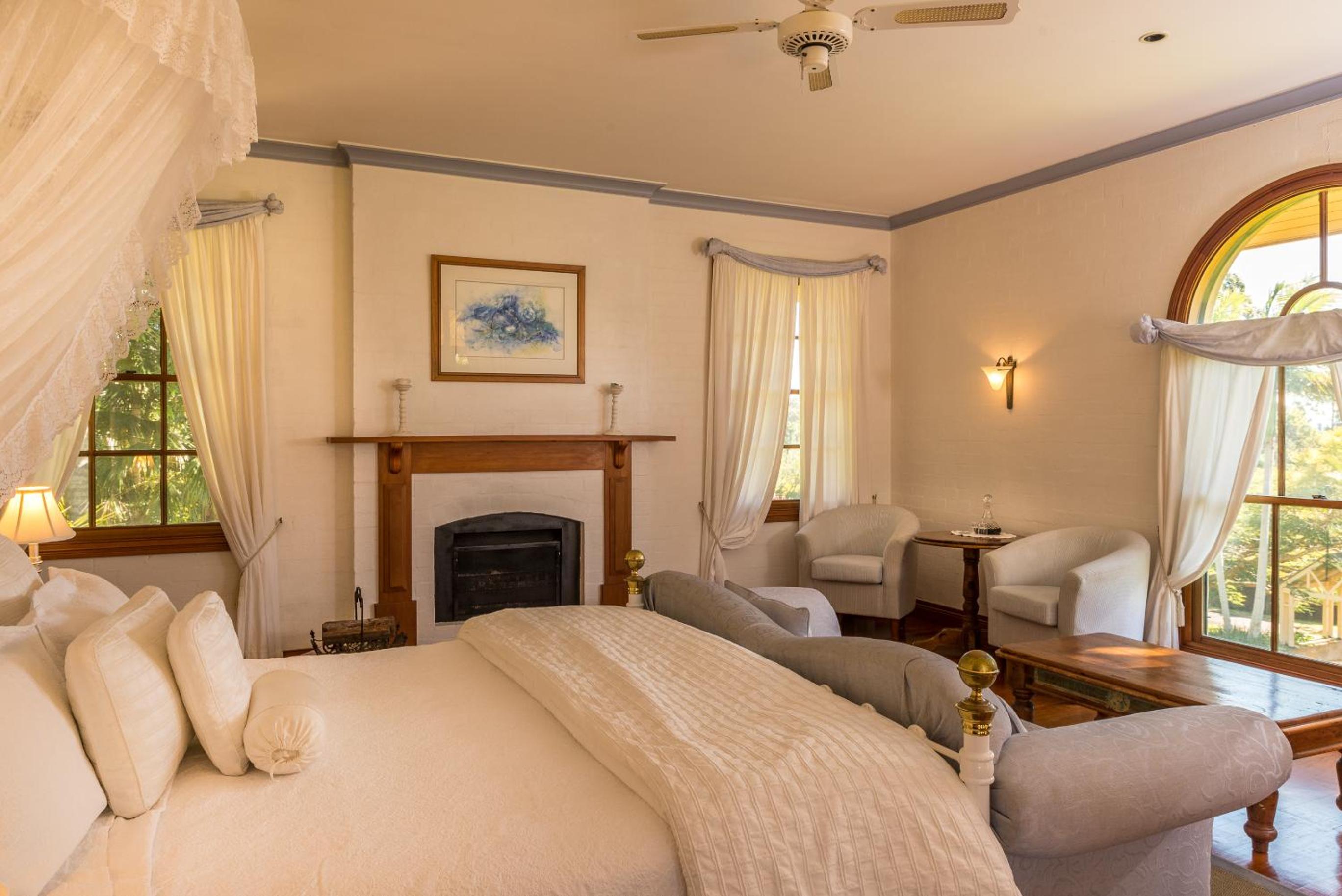 Executive King Room with Spa Bath - Photo 1