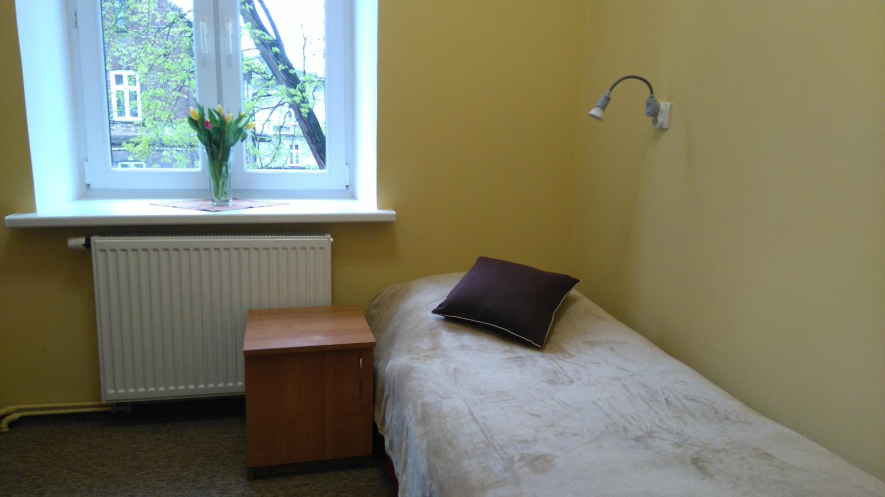 Single Room with Private Bathroom photo 1