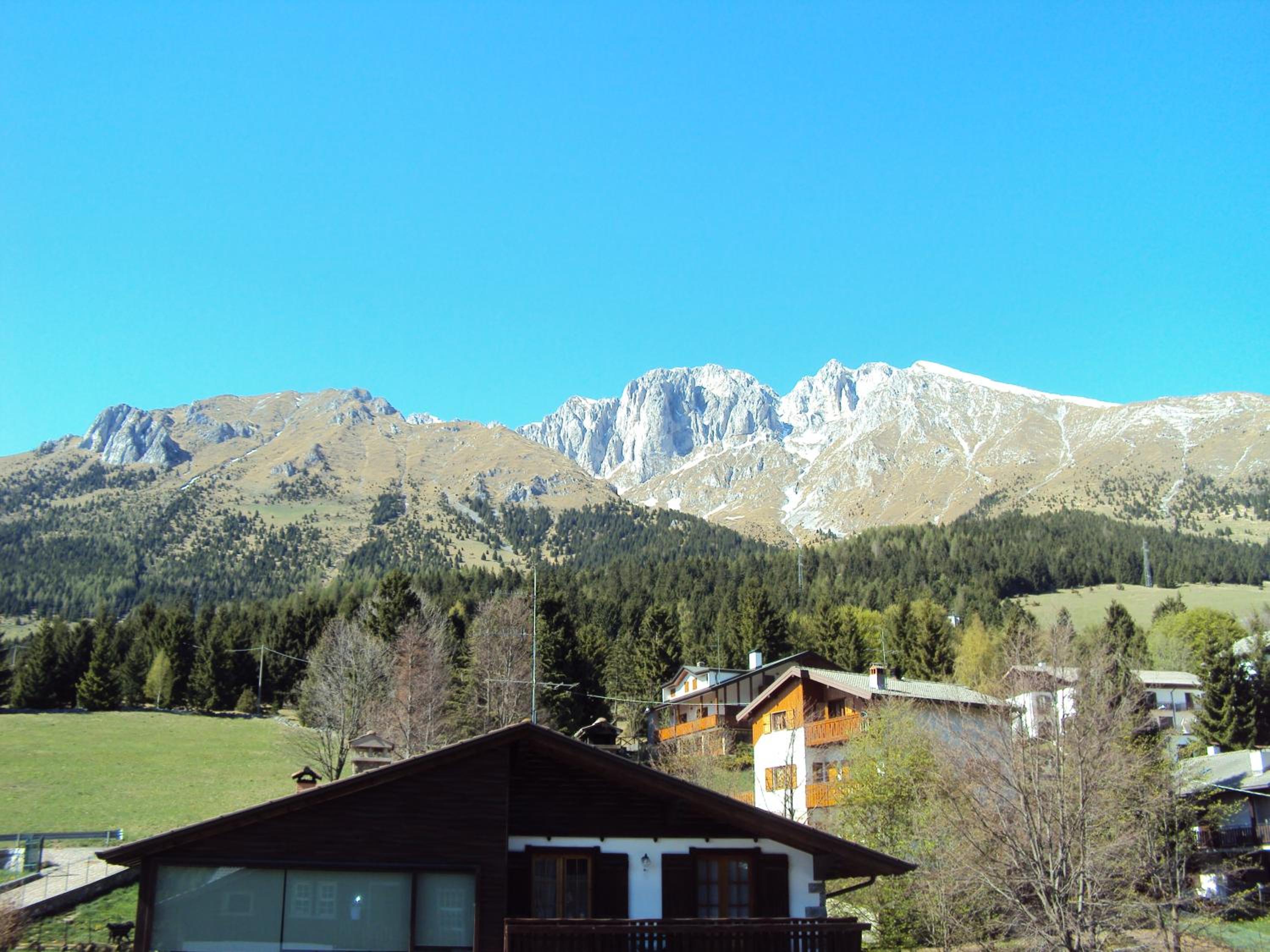 Double Room with Balcony and Mountain View - Photo 7