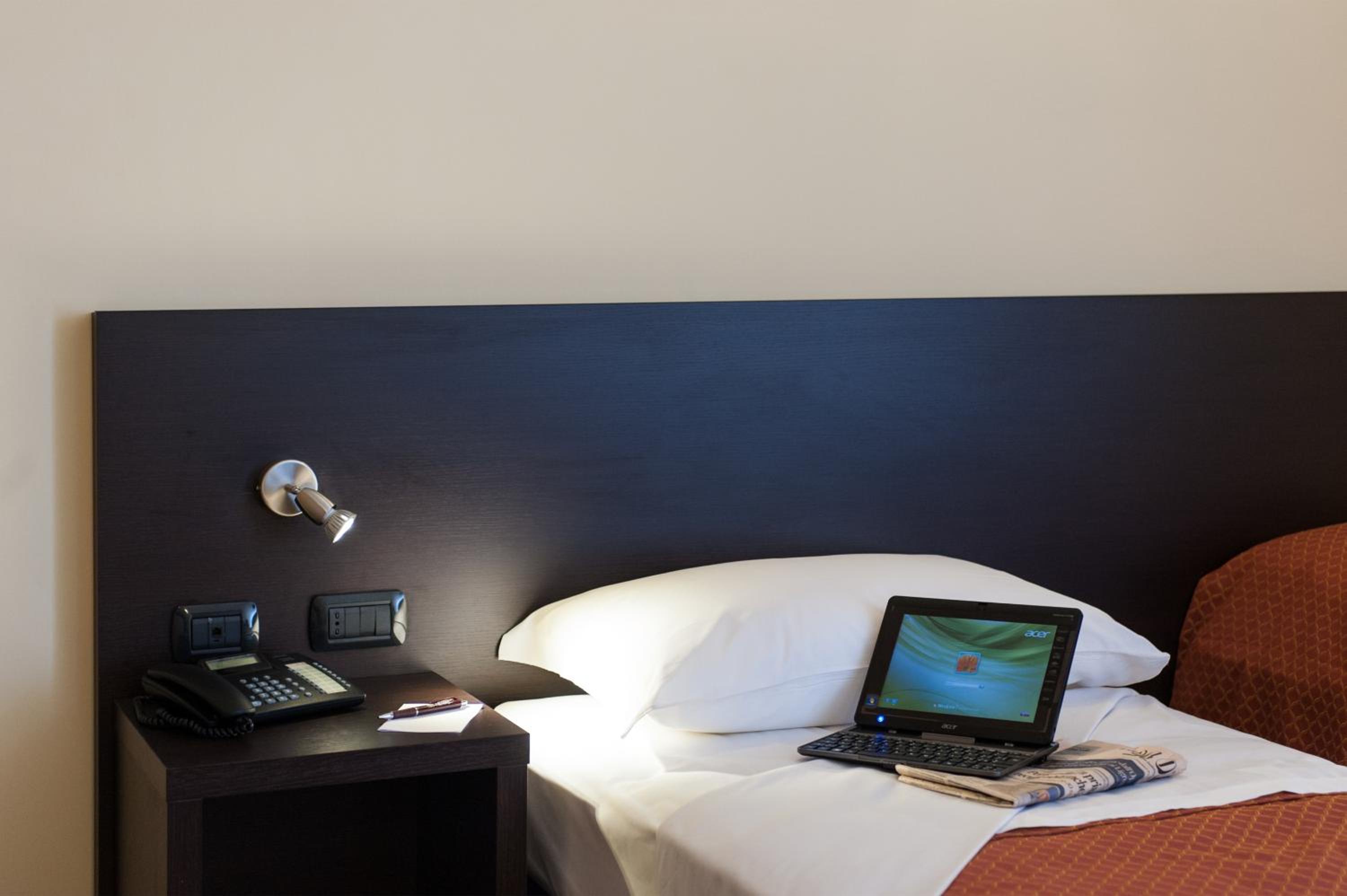 Double Room - Photo 15