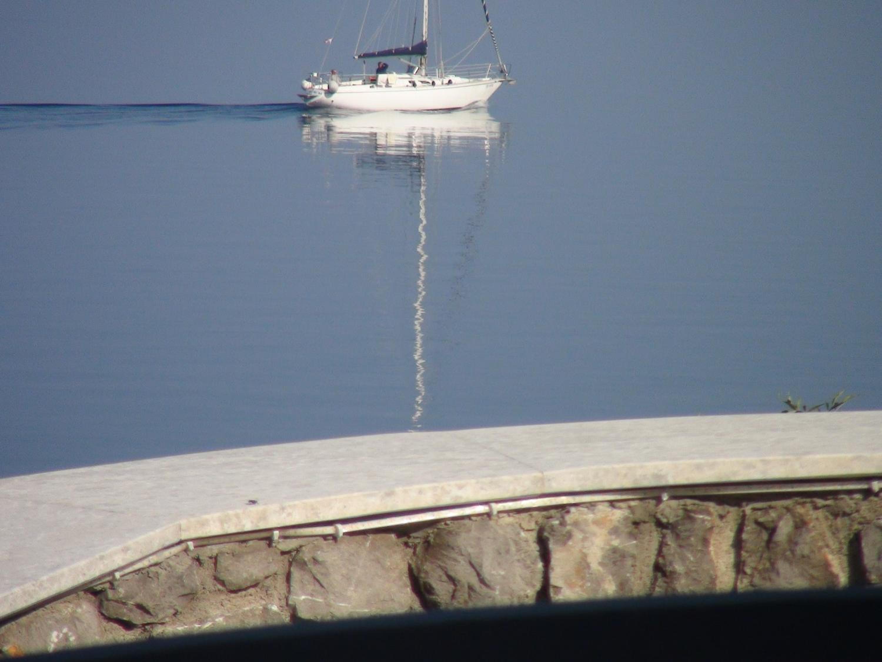 Double Room with Balcony and Sea View - Photo 21