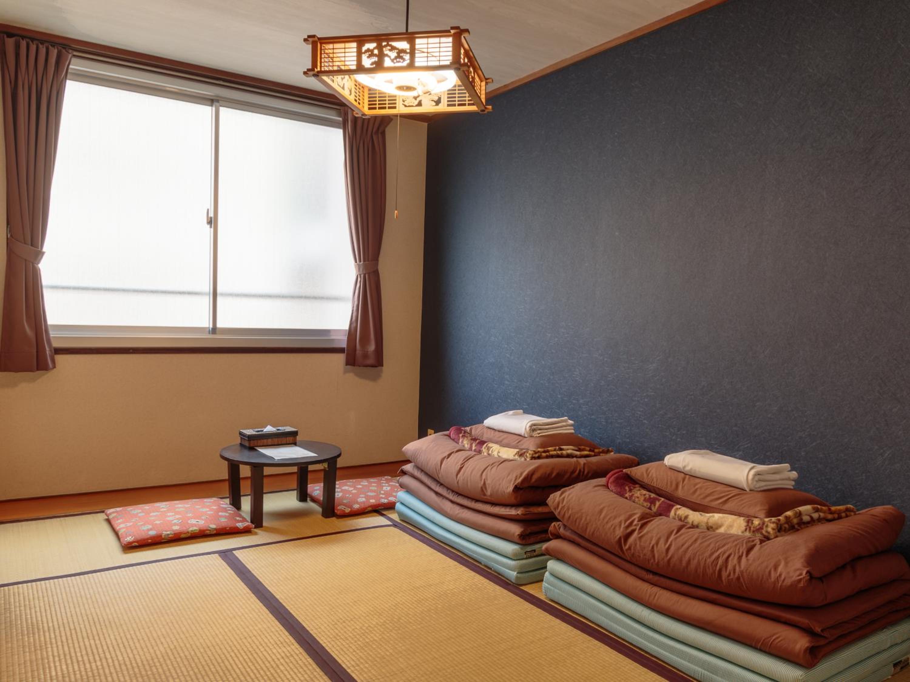 Japanese-Style Twin Room with Shared Bathroom photo 1