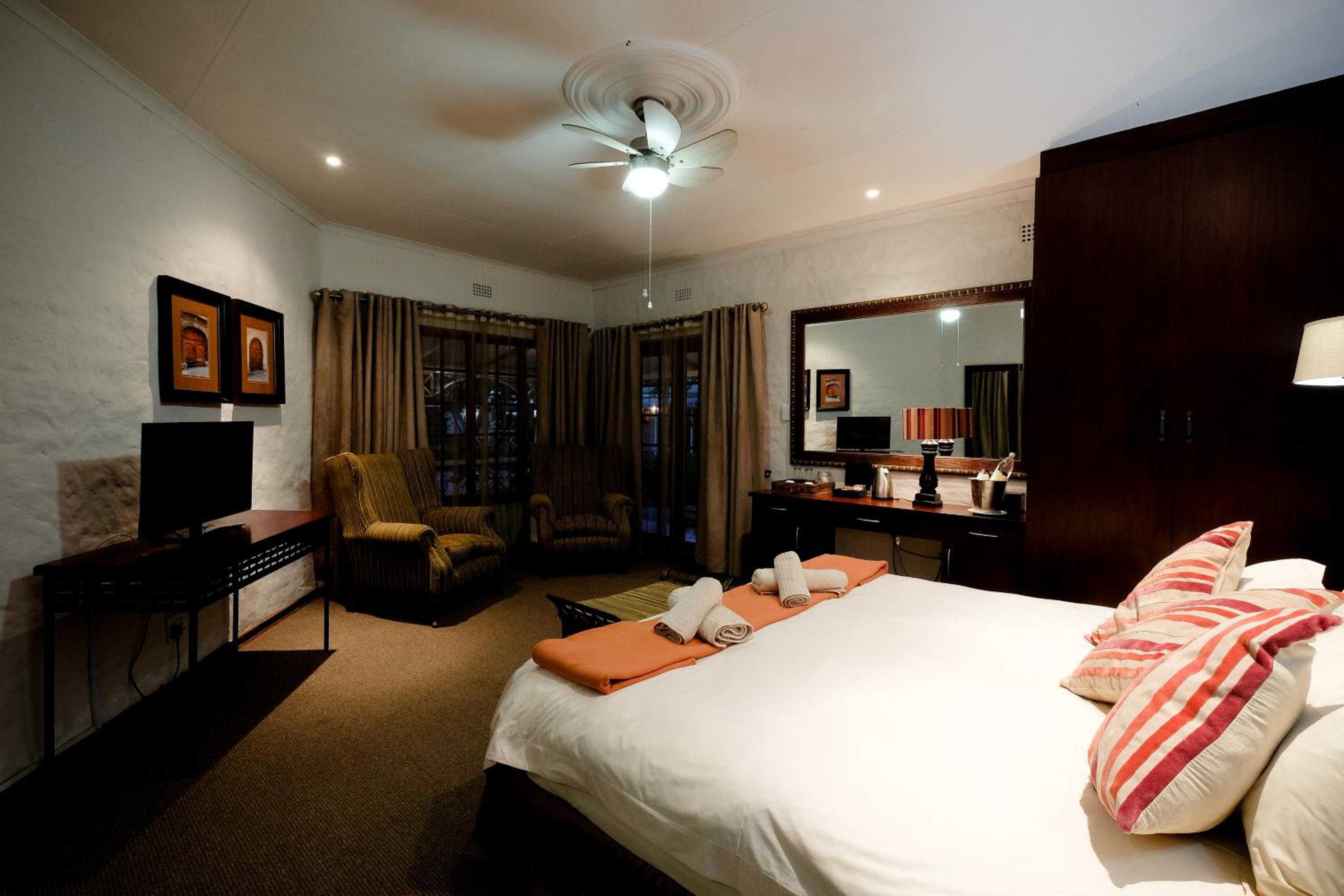 Deluxe Double Room photo 3