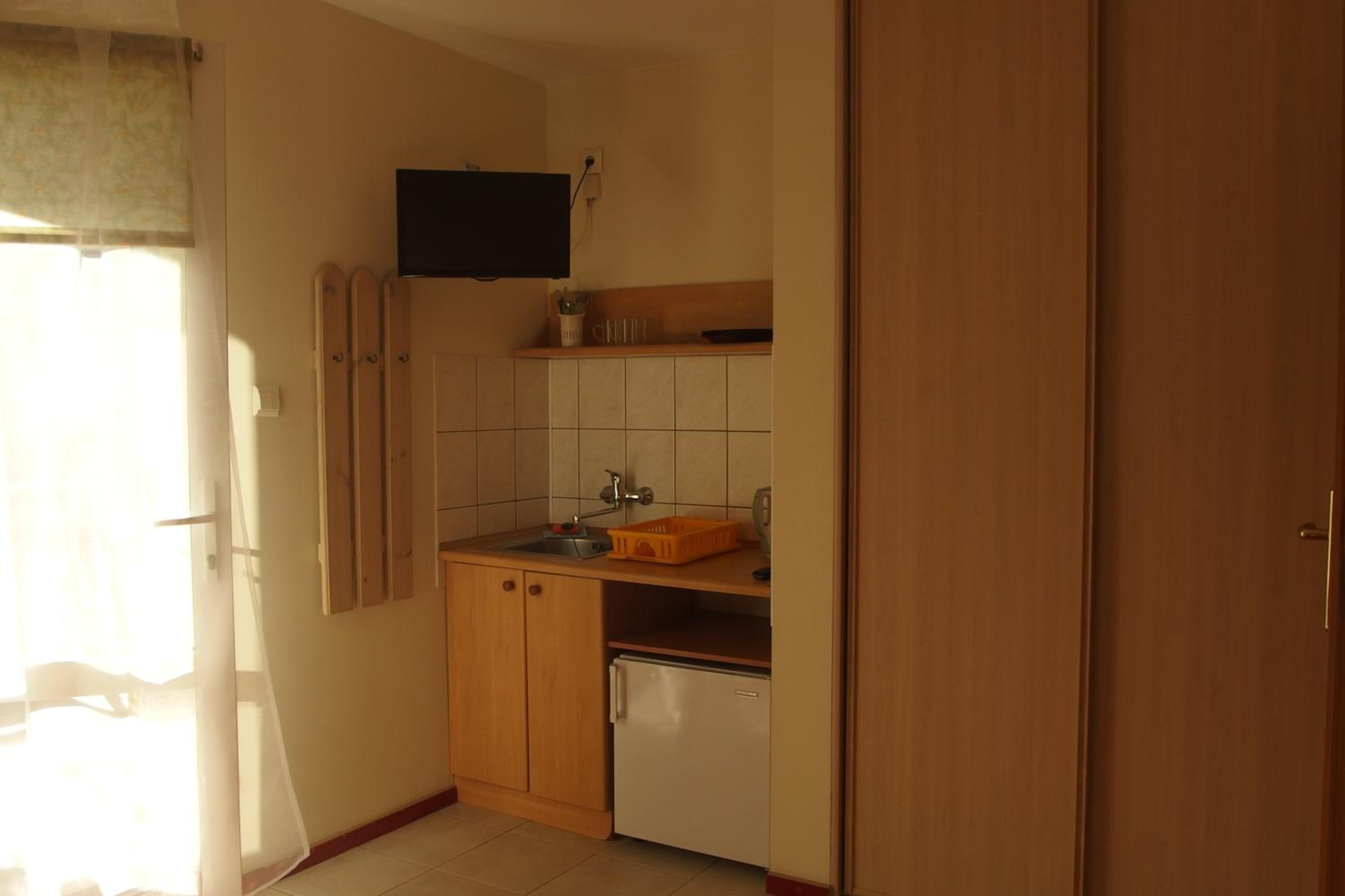 Standard Twin Room with Sofa photo 2