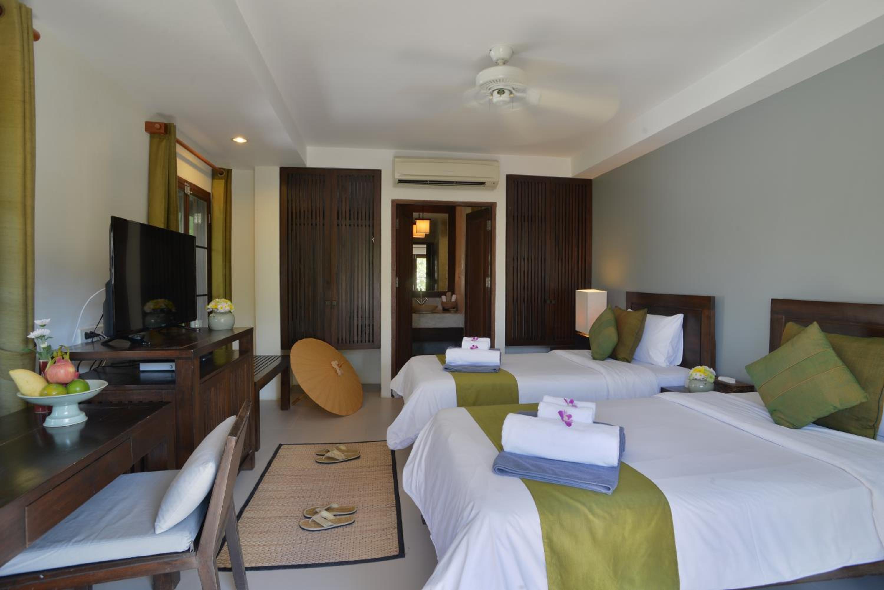 Deluxe Double or Twin Room - Photo 5