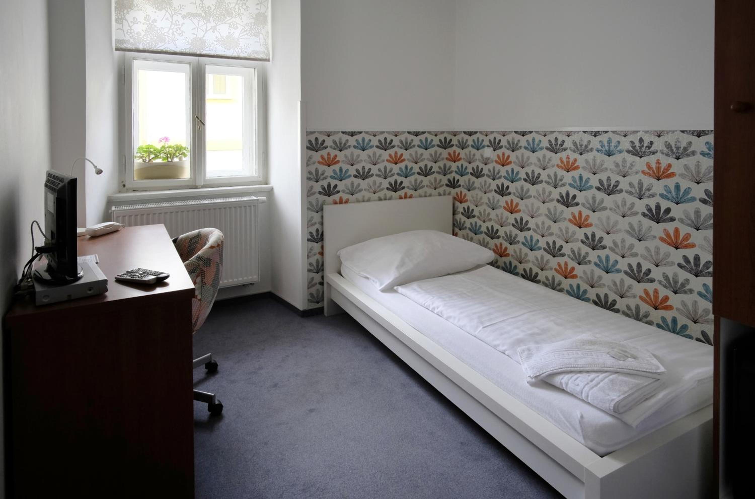 Single Room photo 2