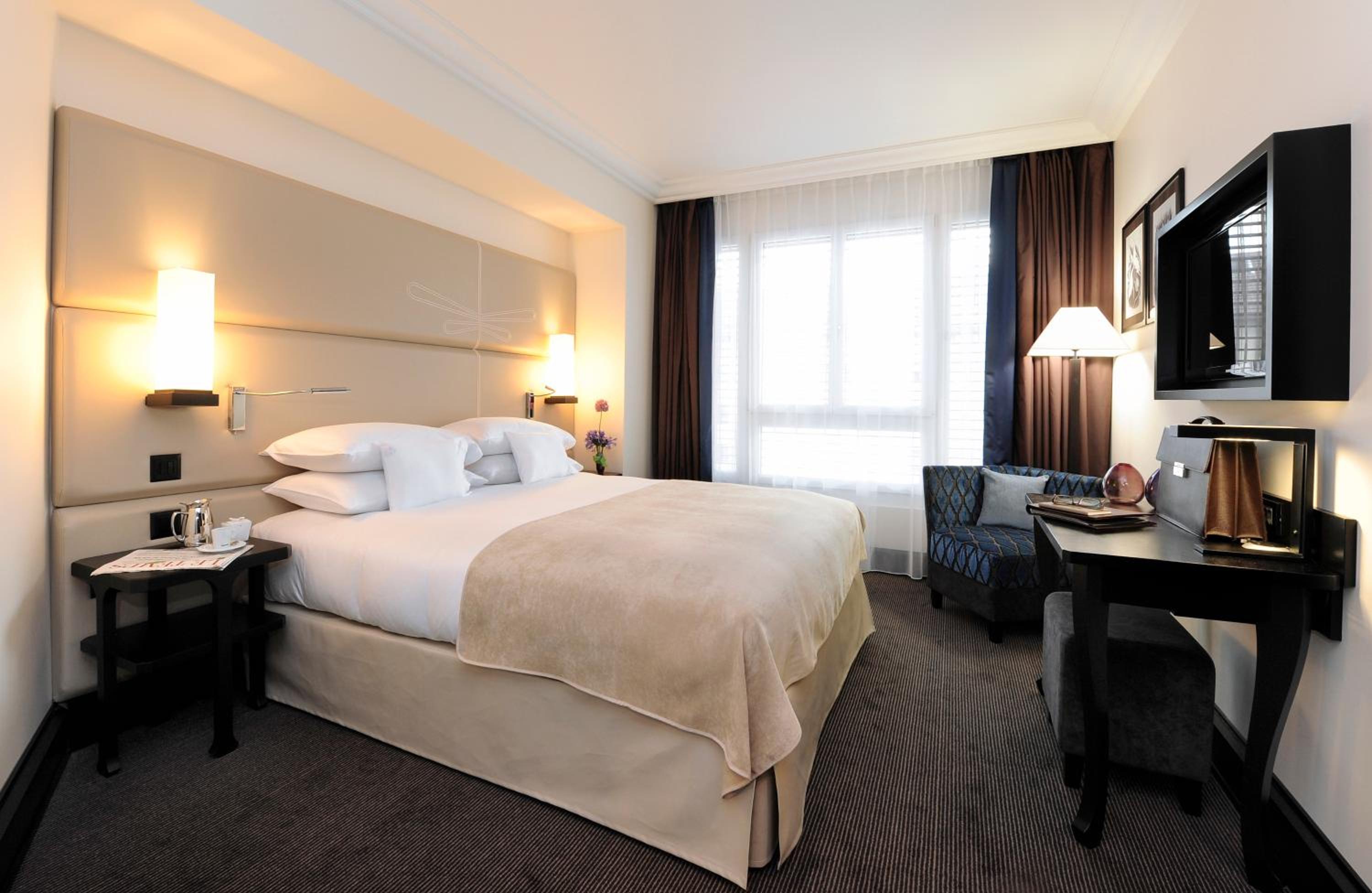 Deluxe Double or Twin Room