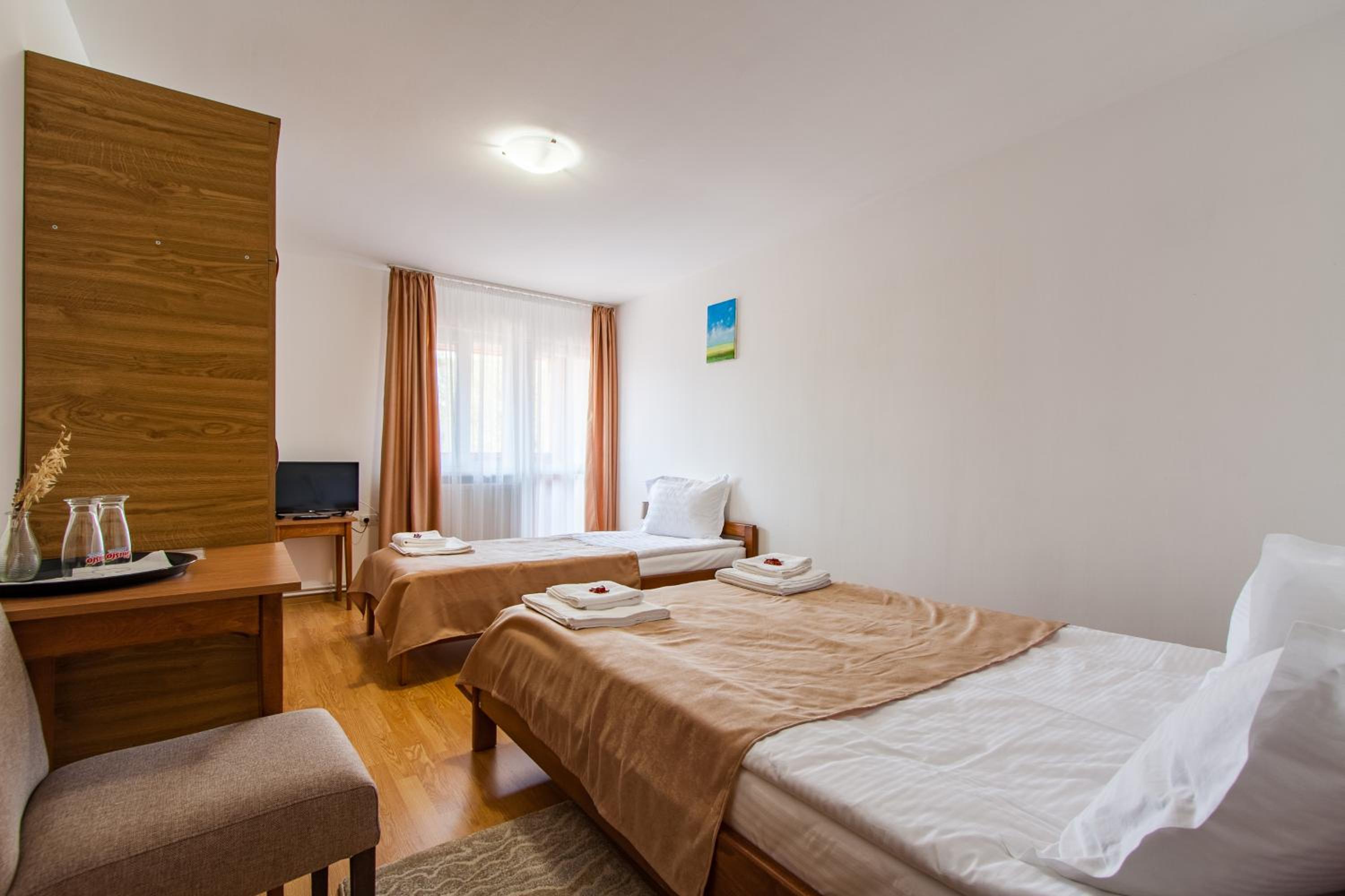 Triple Room with Private Bathroom photo 1