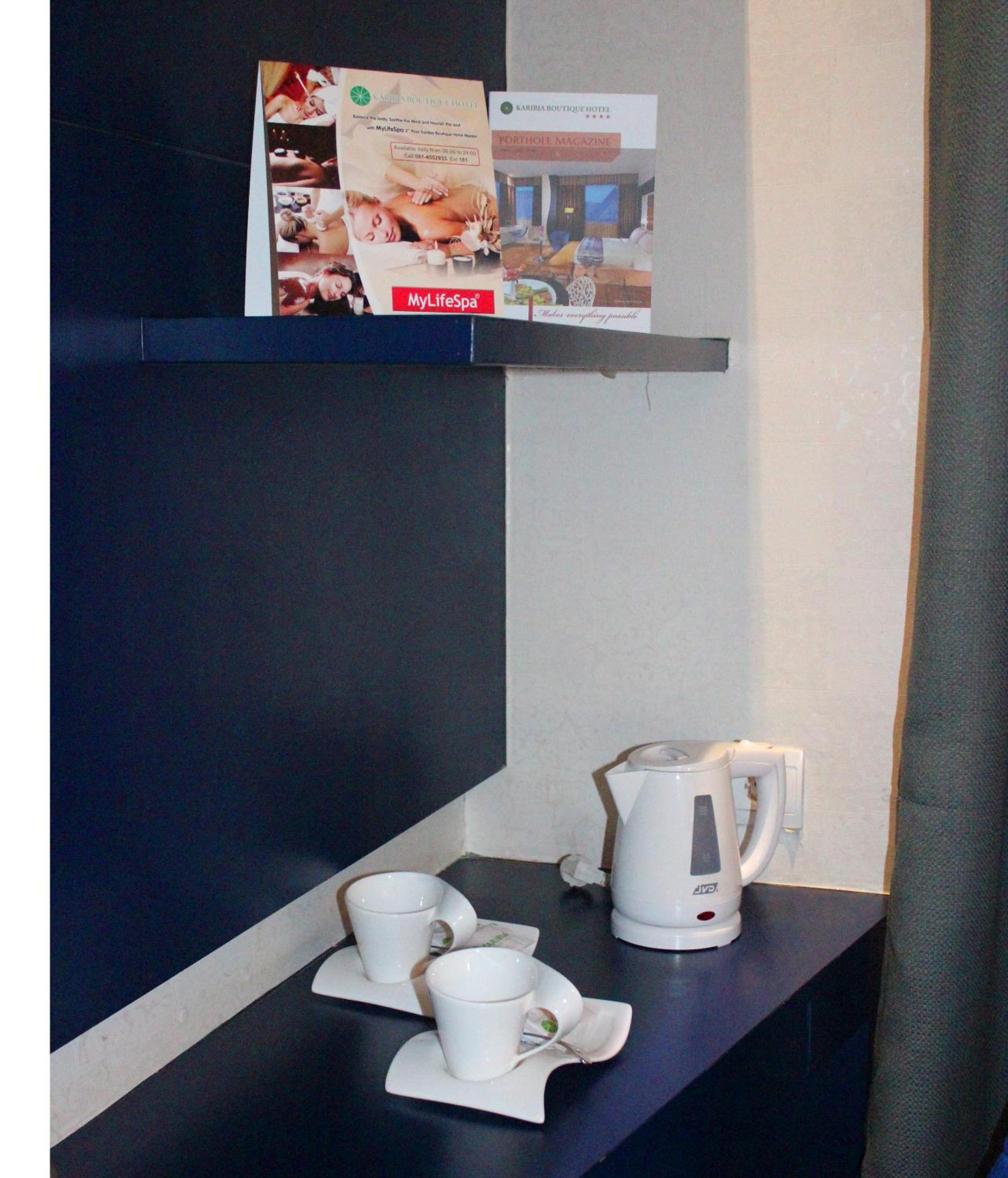 Superior Double or Twin Room photo 3