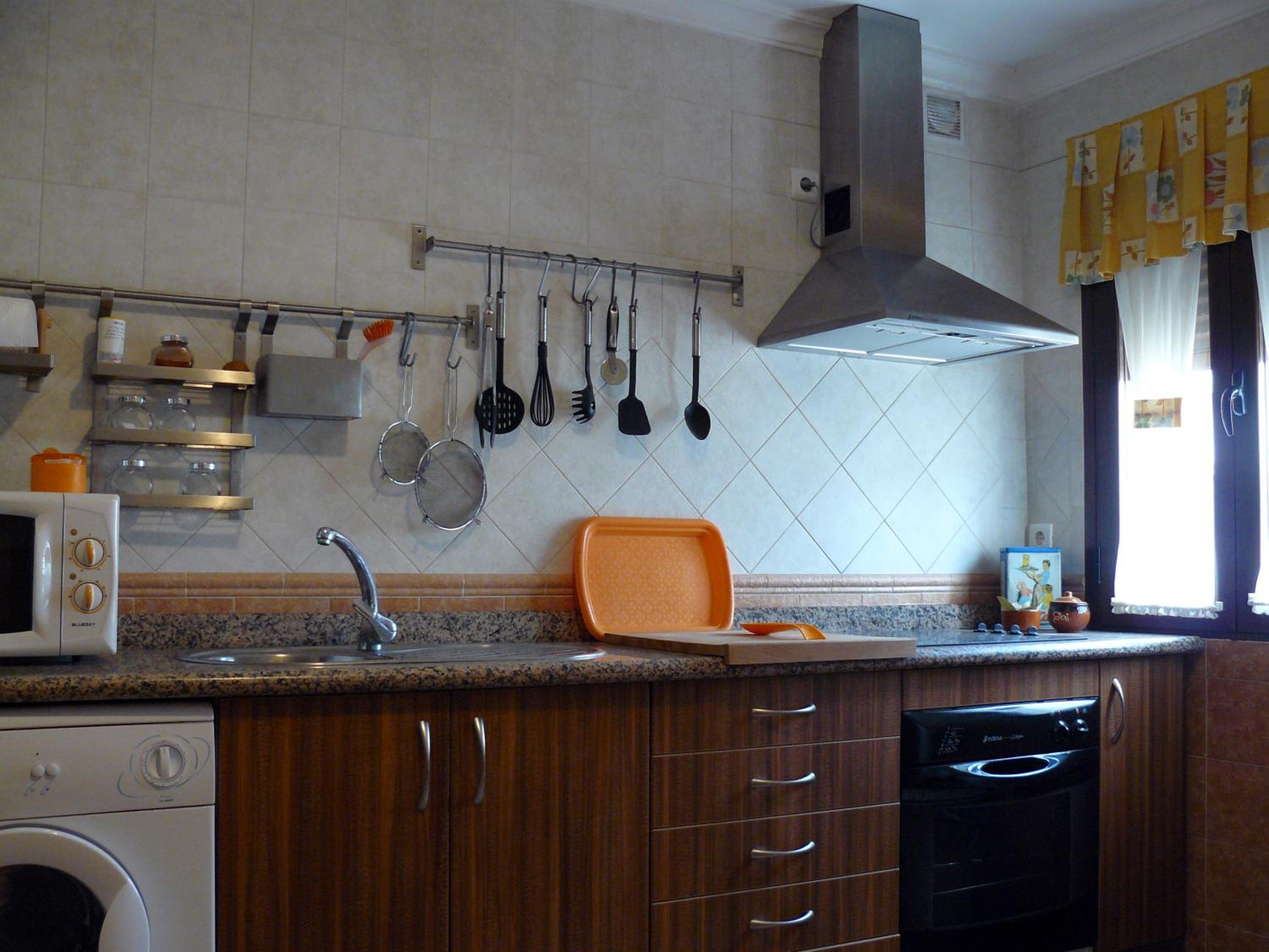Four-Bedroom House - Photo 28