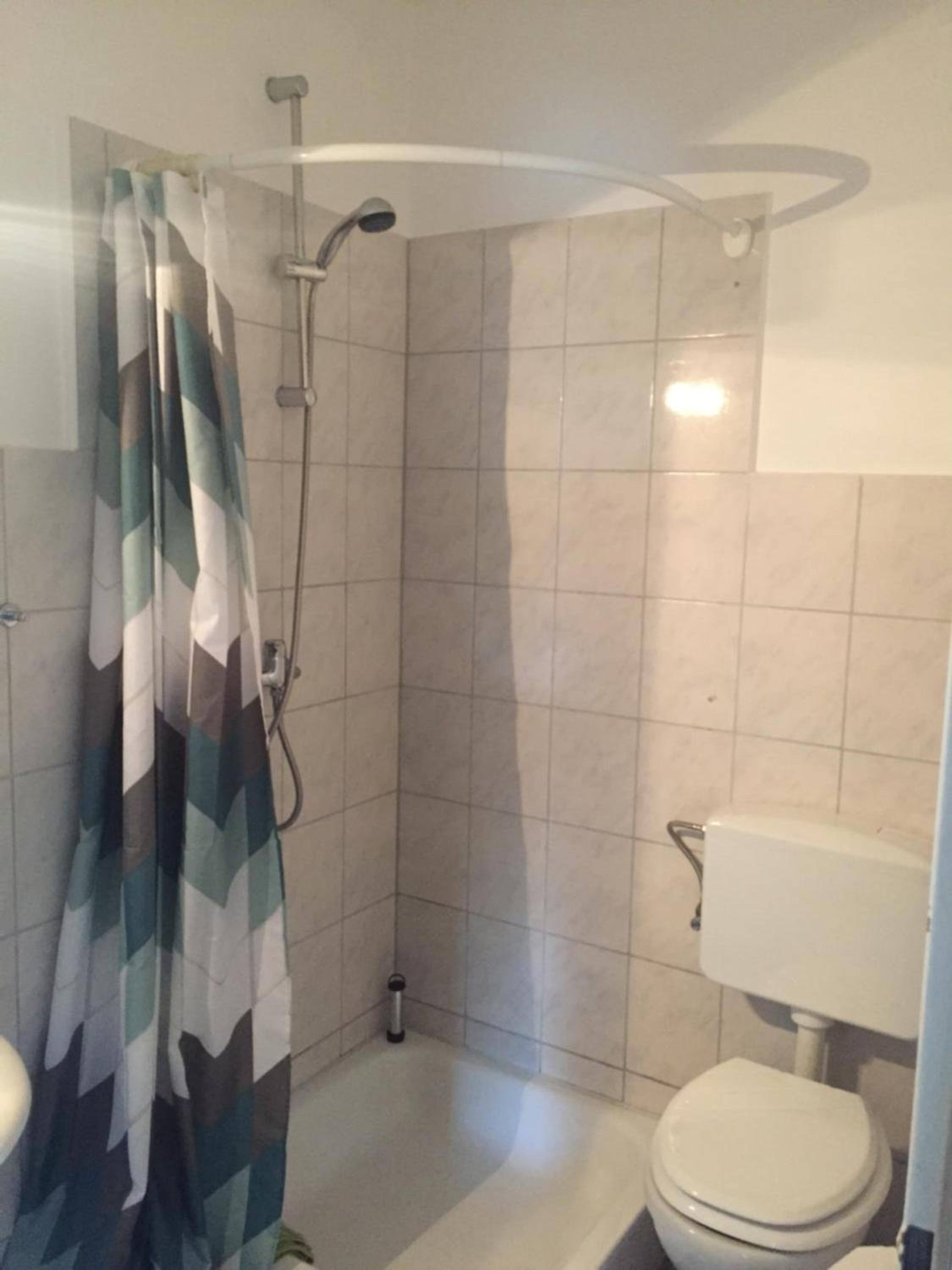 Basic Triple Room photo 2