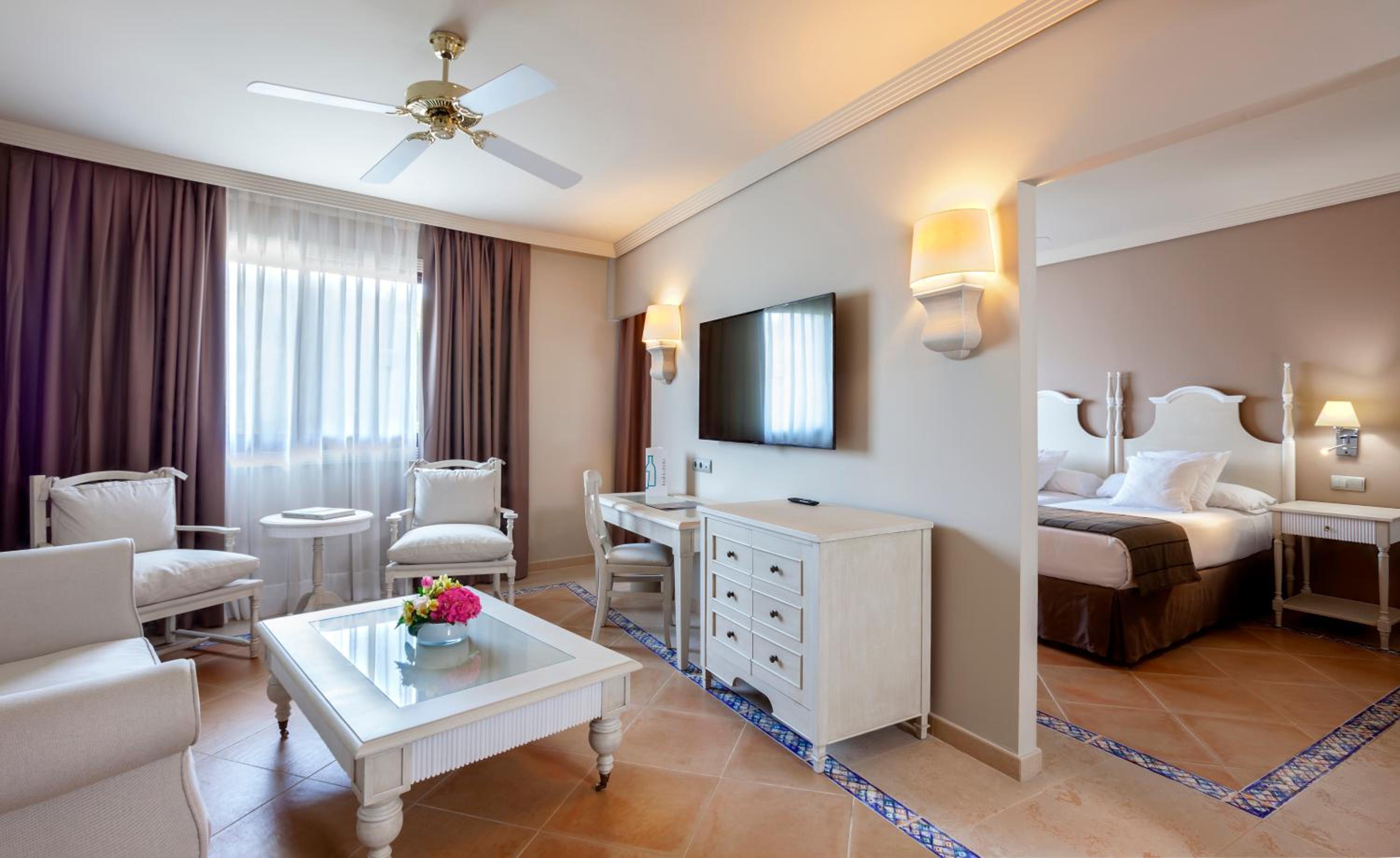 Suite Junior Club Premium