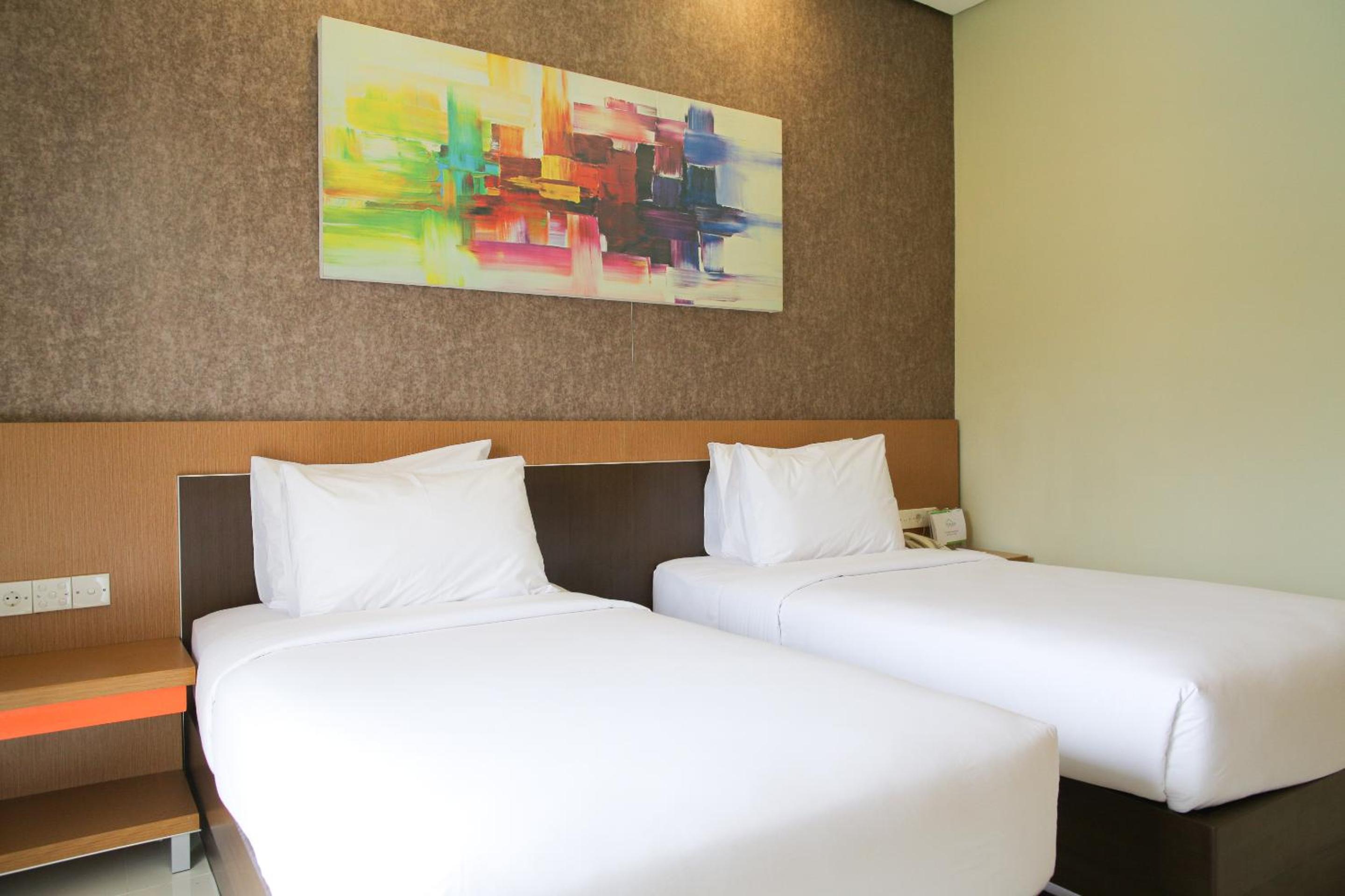 Deluxe Twin Room photo 1