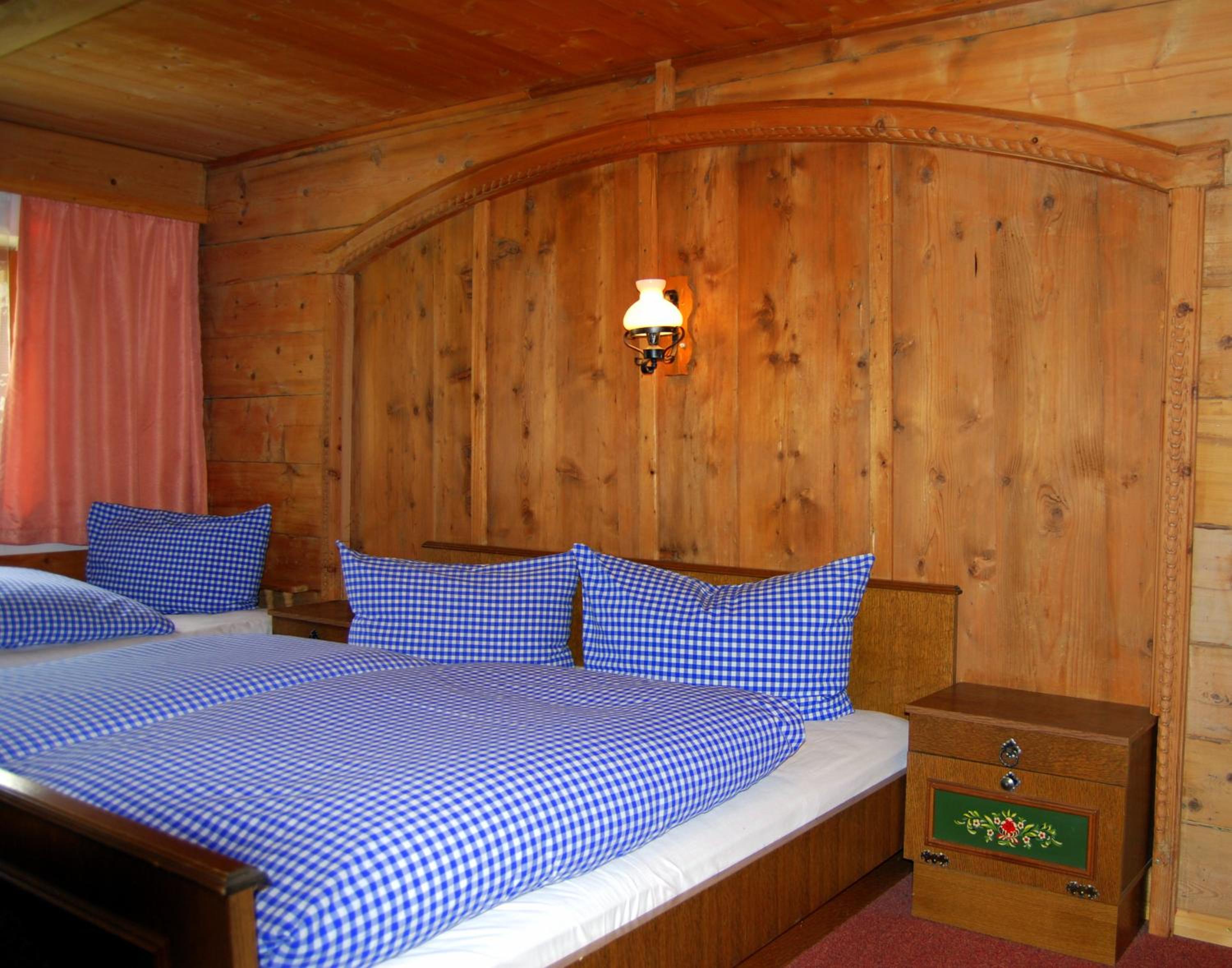 Triple Room with Bathroom photo 1